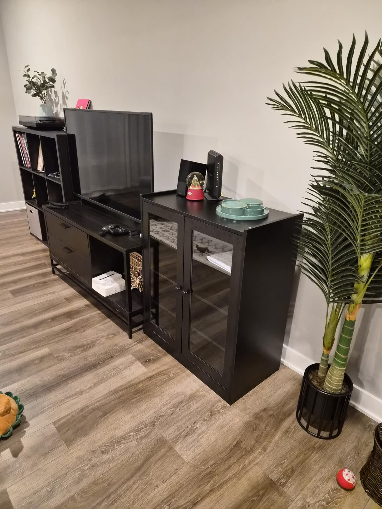 holzart Audio Stereo Cabinet with Glass Doors, 35.4 Tall AV Component Media Stand, Record Player Stand with Adjustable Shelves and Cable Management, Black customer photo 1