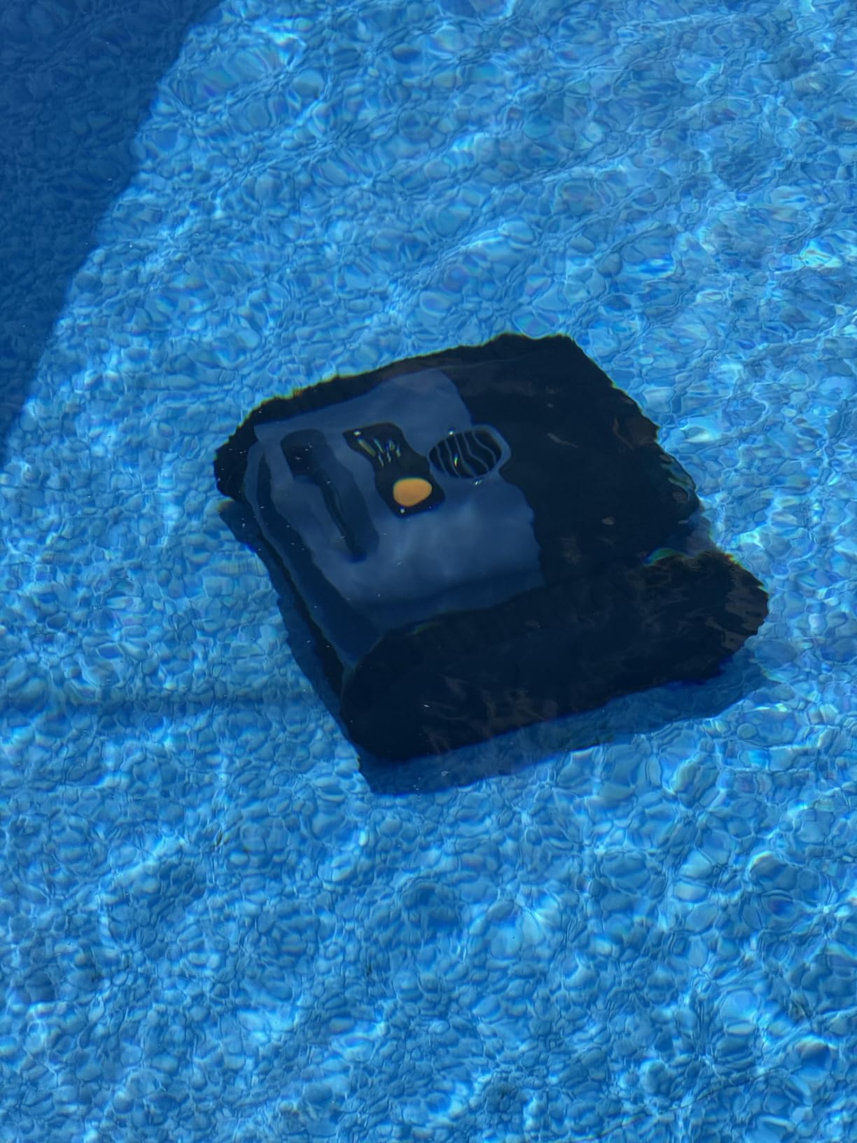 Cordless Robotic Pool Vacuum with Smarter Navigation & Track Drive, Dual 180W Brushless Motors, Wall & Waterline Climbing, 150-Min Runtime, for Inground & Above-Ground Pools up to 2,150 Sq. Ft. customer photo 2