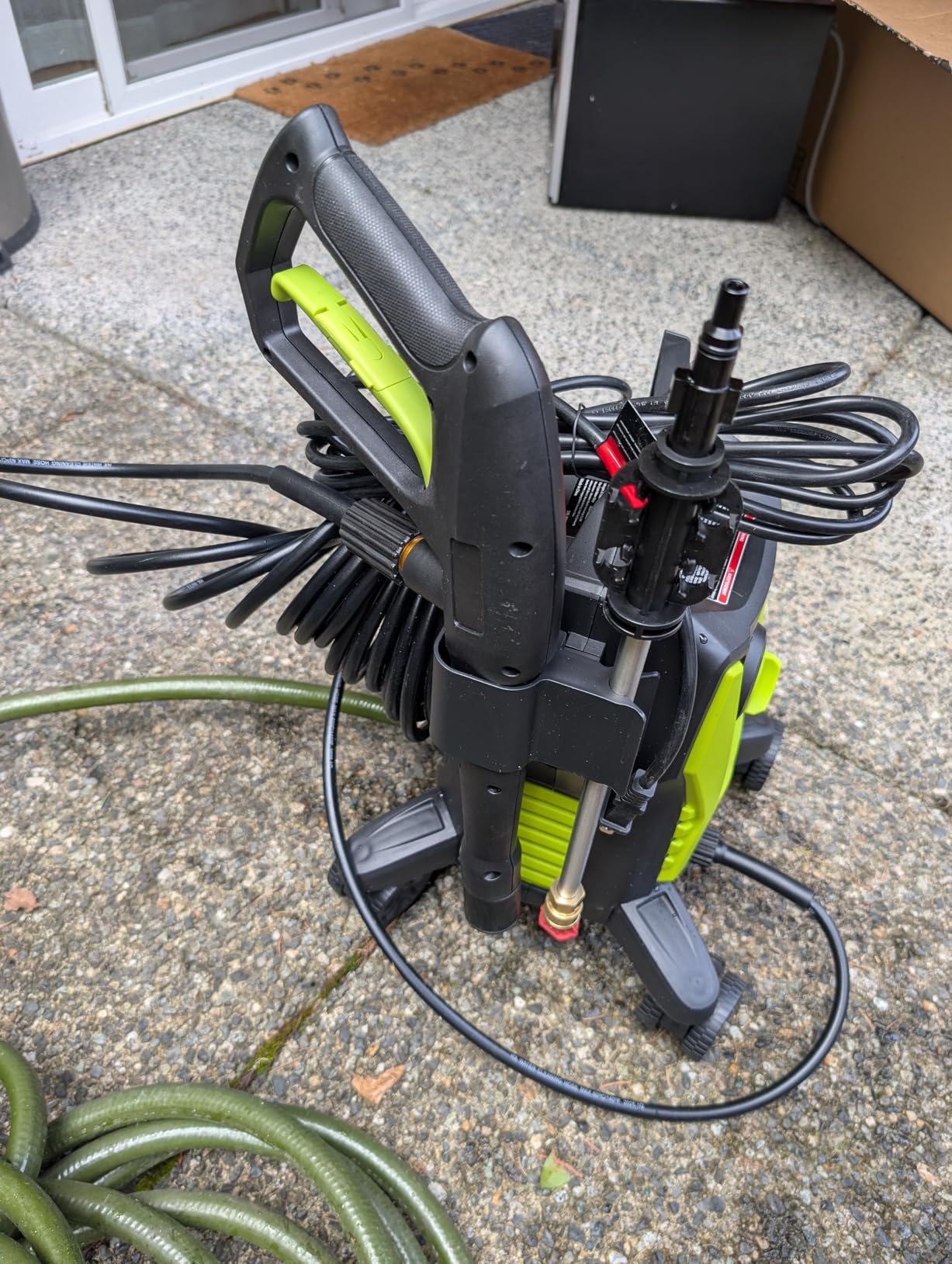 Yeryork Pressure Washer, 3000 PSI Power Washer with 4 Lockable Wheels, Stainless Steel Lance, 4 Quick Connect Nozzles, 500ml Foam Cannon customer photo 2