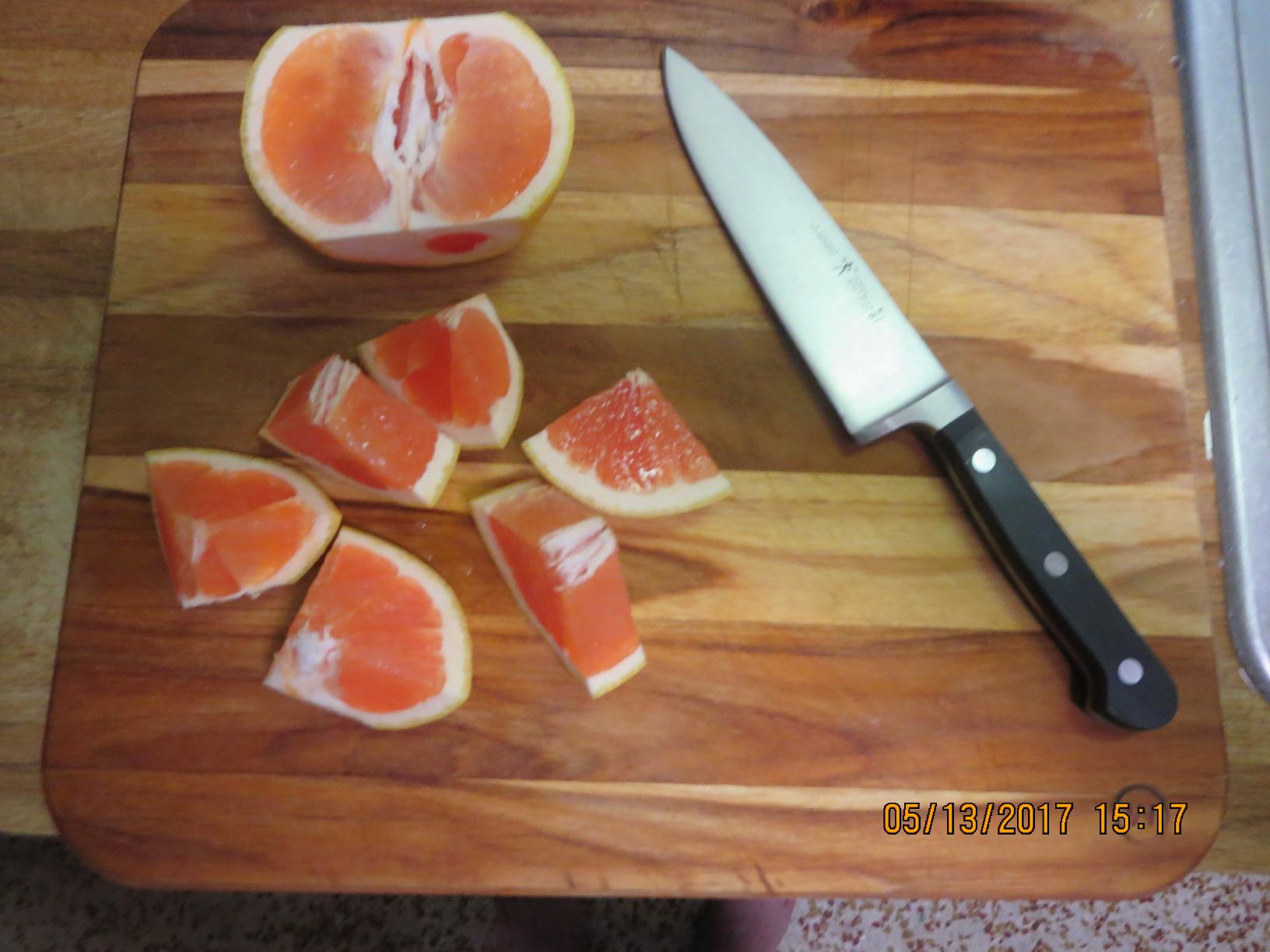 HENCKELS Classic Razor-Sharp 8-inch Chef Knife, German Engineered customer photo 2