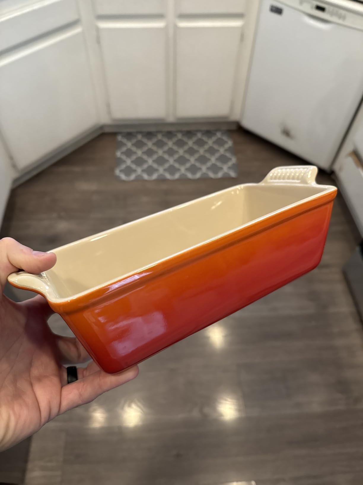 Le Creuset Stoneware Heritage Loaf Pan, 9 x 5 x 3 inches (1.5 qt.), Cerise customer photo 1