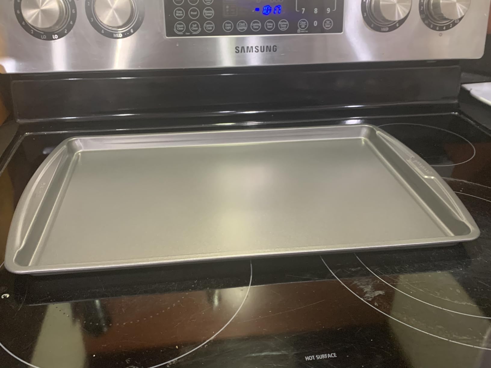 GoodCook Everyday Nonstick Steel Baking Sheet, 17 x 11-Inch, Gray customer photo 1