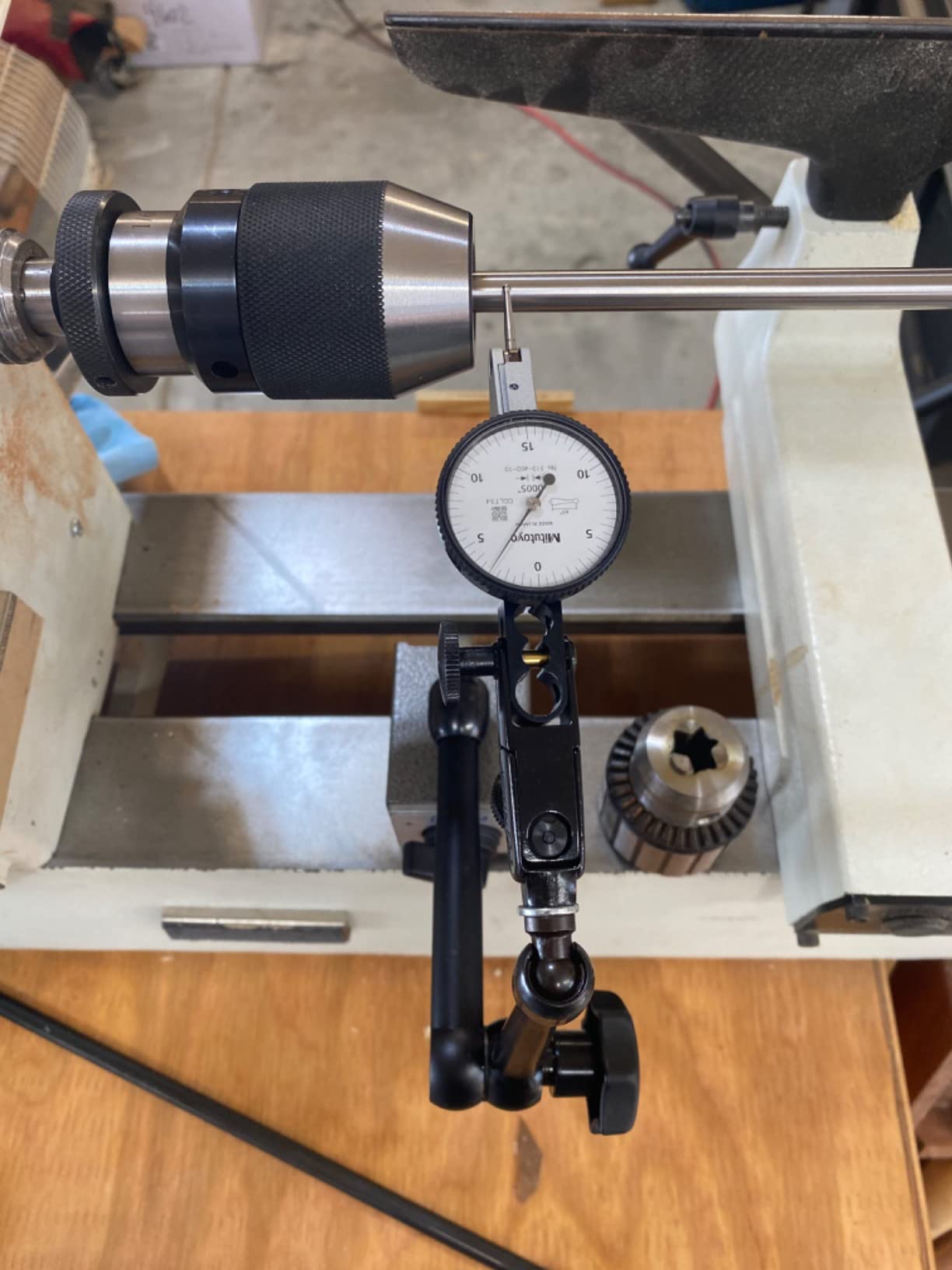 Noga DG61003 Regular Duty Dial Gage Holder Mag Base w/Metal Fine Adjust customer photo 1