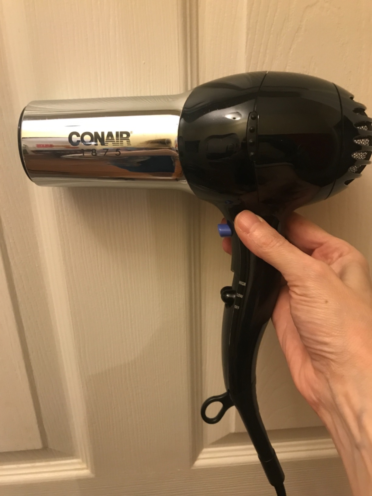 Conair Full Size Ionic Hair Dryer | 1875W fast drying ionic hair dryer with concentrator for frizz-free, shiny hair, Black/Chrome, Model 256NRL customer photo 2
