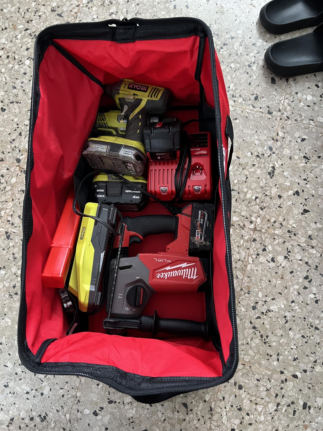 Milwaukee 17 Inch Heavy Duty Canvas Tool Bag with 6 Interior Pockets, Reinforced Bottom, and Strap Ring customer photo 1