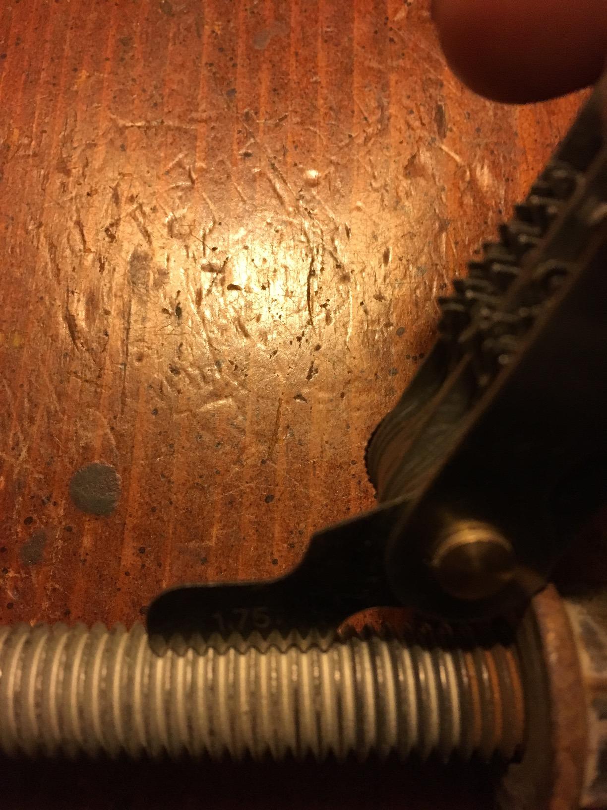 Grip US American National Thread Pitch Gauge MM & SAE Markings - Measures Counts from .25 to 5.5mm and 4 to 42 SAE - 60 Degree Thread Profiles and Locking Devices customer photo 2