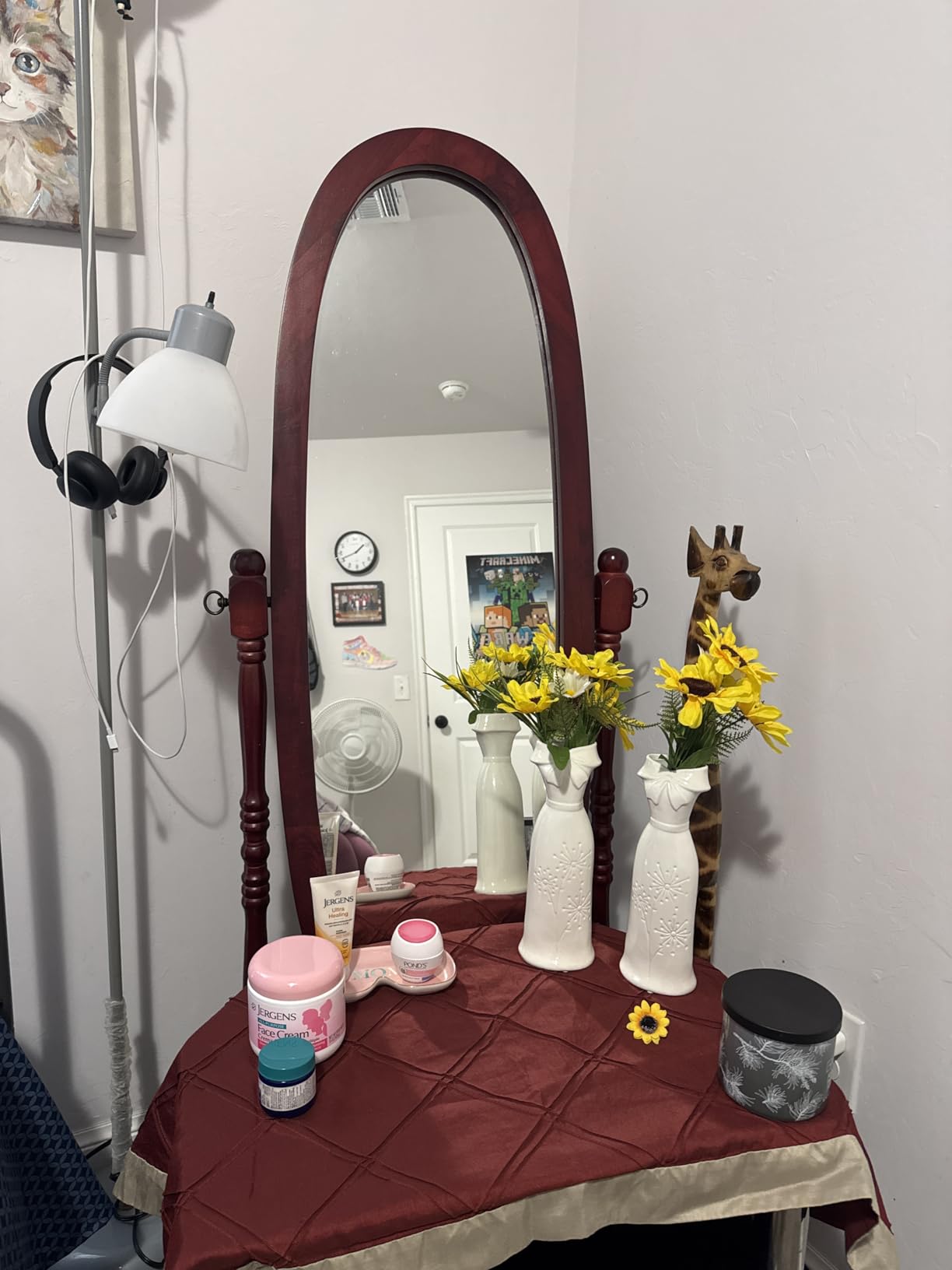 Roundhill Furniture Traditional Queen Anna Style Wood Floor Cheval Mirror, Cherry Finish customer photo 2