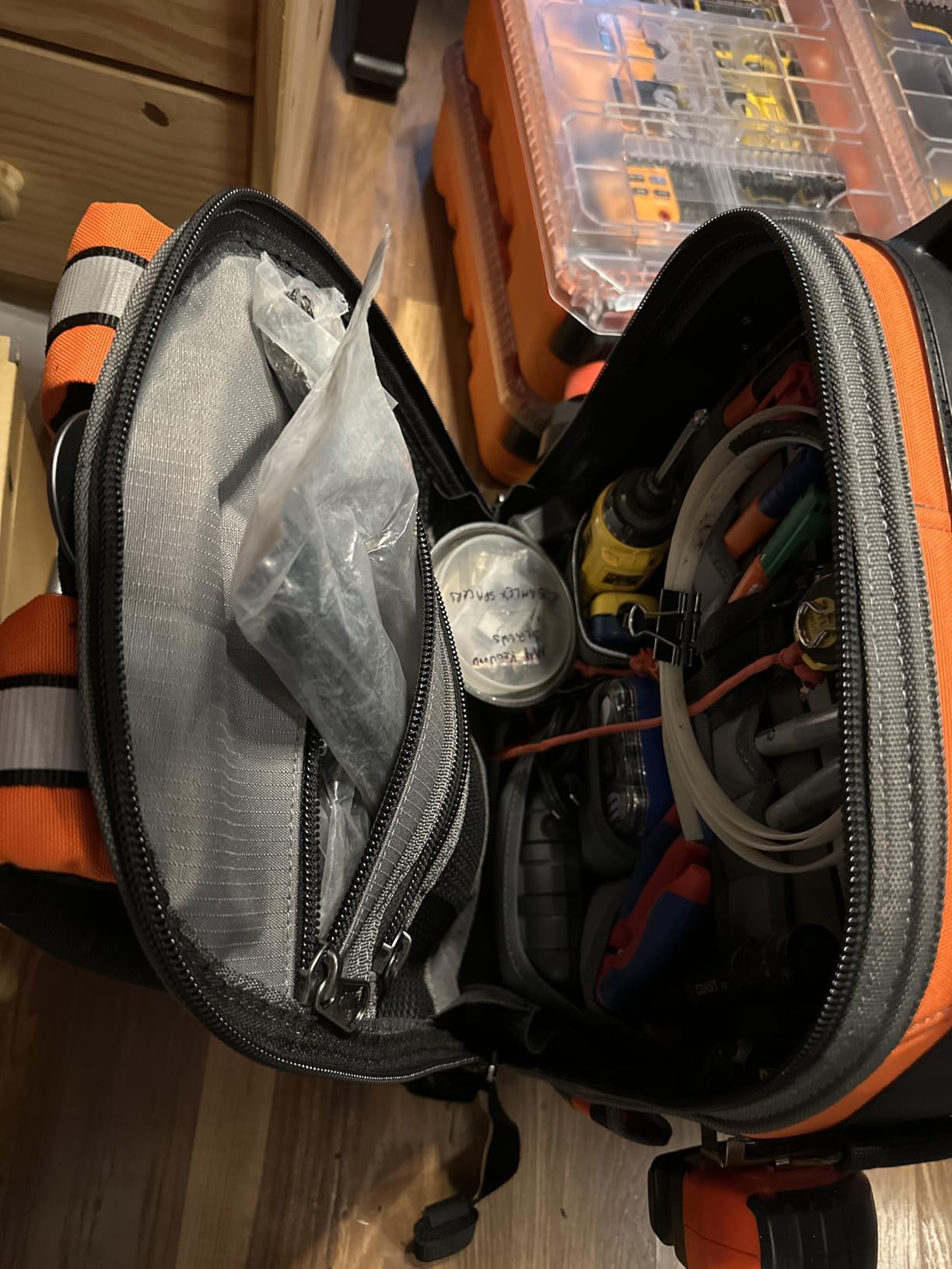 Veto Pro Pac Tech Pac Tool Backpack - Heavy-Duty Weatherproof Tool Bag with 46 Pockets, Waterproof Molded Base & Ergonomic Padded Straps & EVA Back Padding for Technicians and Contractors customer photo 2