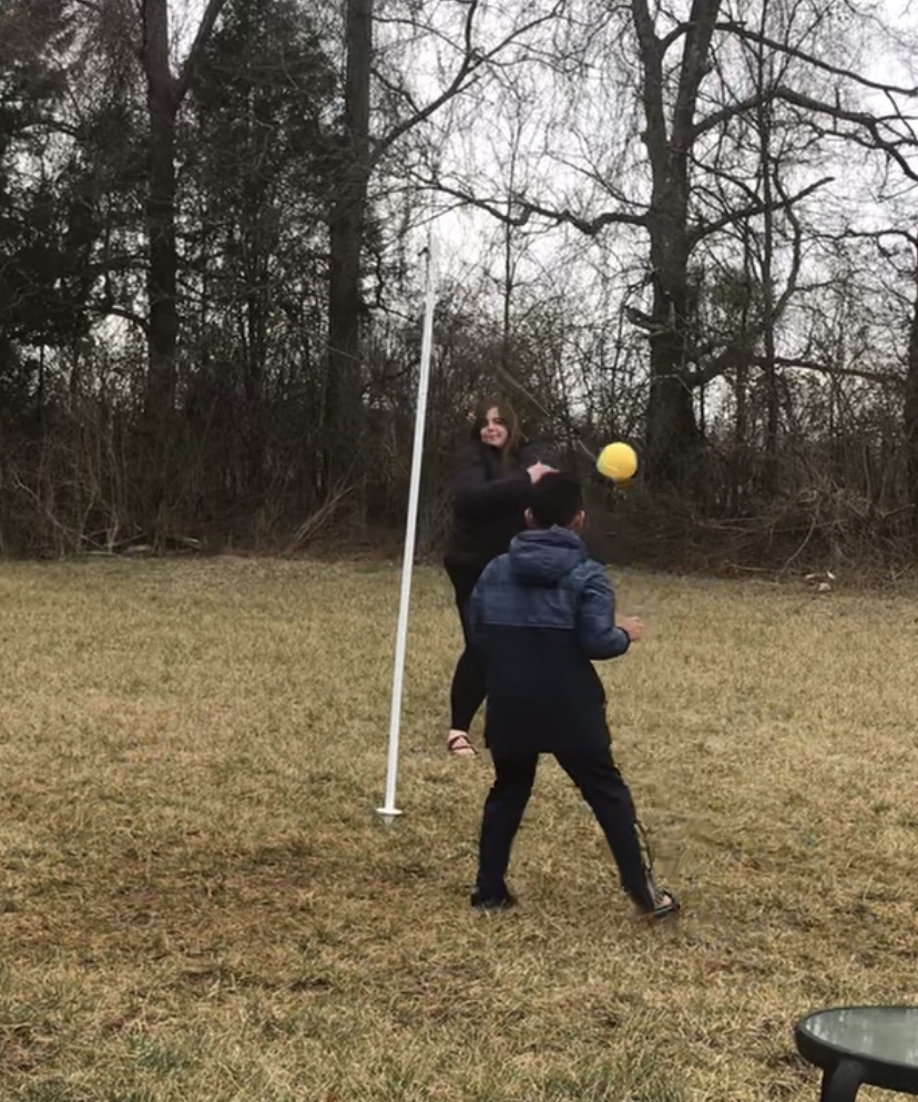 Franklin Sports Tetherball - Tetherball Ball, Rope and Pole Set - Portable Steel Tetherball Set with Easy Assembly - Classic Outdoor Game customer photo 2