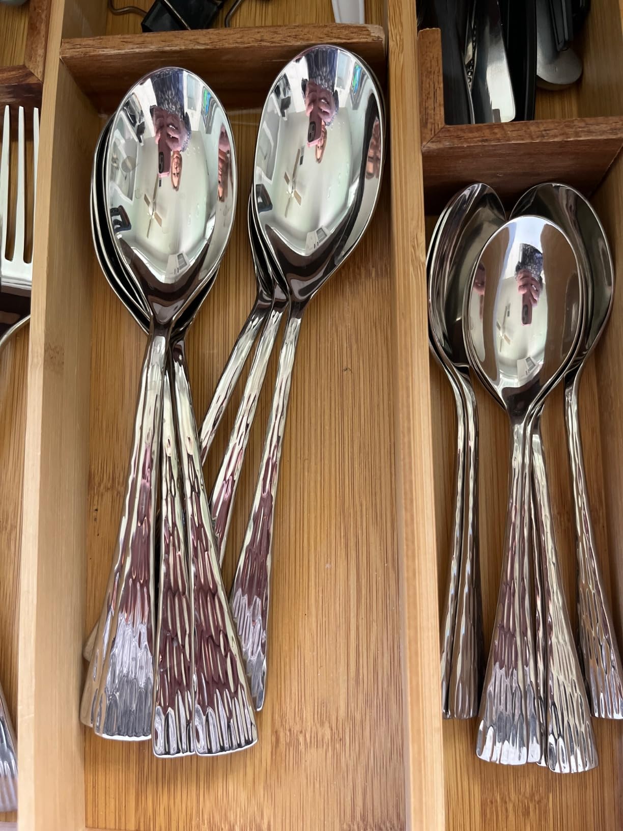 Mikasa Harmony 45-Piece Silverware Set, 18/10 Stainless Steel Cutlery for 8, Includes Forks, Knives, Spoons, and 5-Piece Serving Utensils Set customer photo 2
