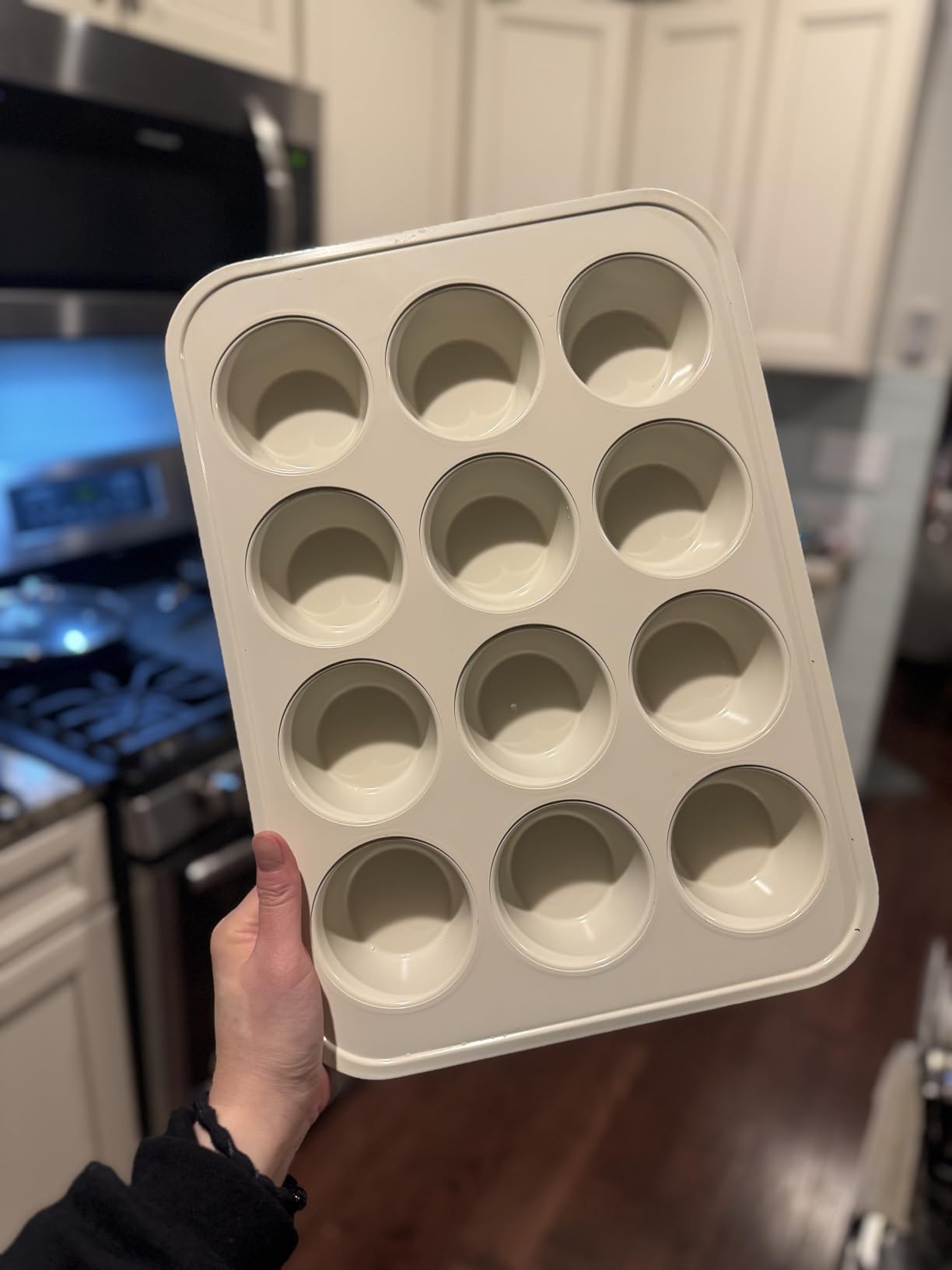 GreenLife 12-Cup Muffin Pan, PFAS-Free Healthy Ceramic Nonstick Baking Tray, Turquoise customer photo 1