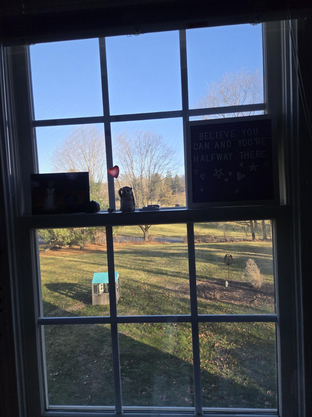 3M Indoor Window Insulation, Insulator Kit for 3 Windows 3ft x 5ft, Keeps Cold Air Out and Warm Air In (2130W-6) customer photo 1