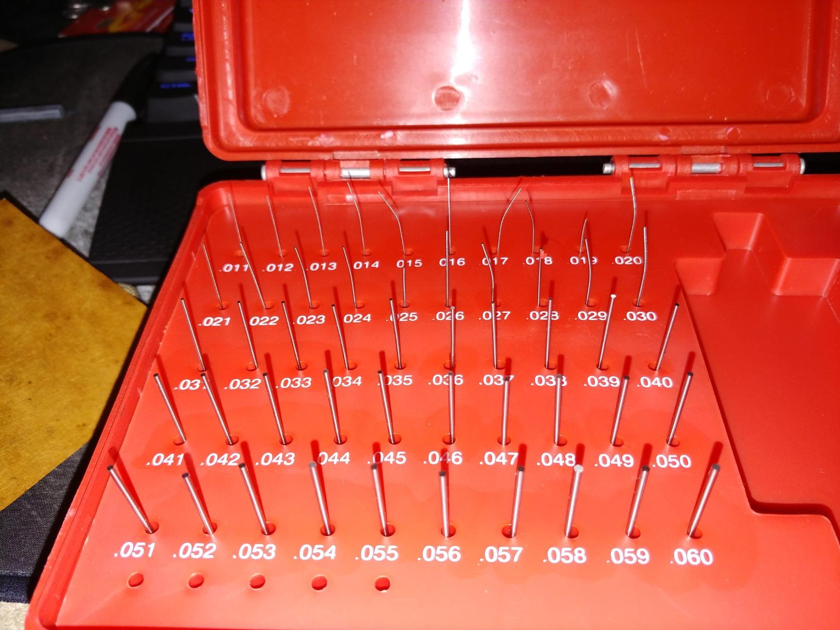 HFS(R) Steel Pin Gauge Set Minus Gage M0 with Plastic Case for Carpenters and Home Improvement 0.011-0.060