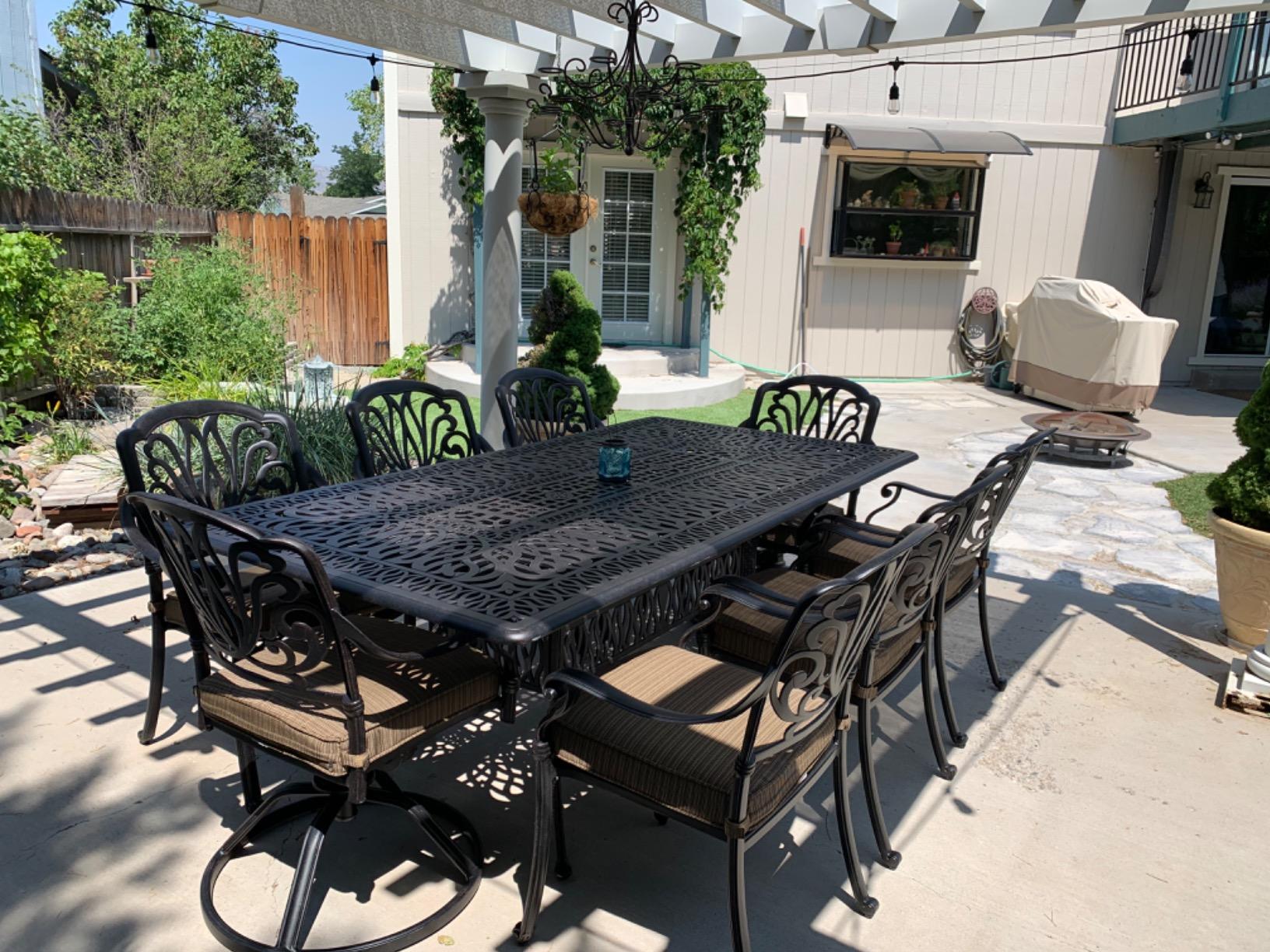 Elizabeth Cast Aluminum Powder Coated 9-Piece Dining Set with 44