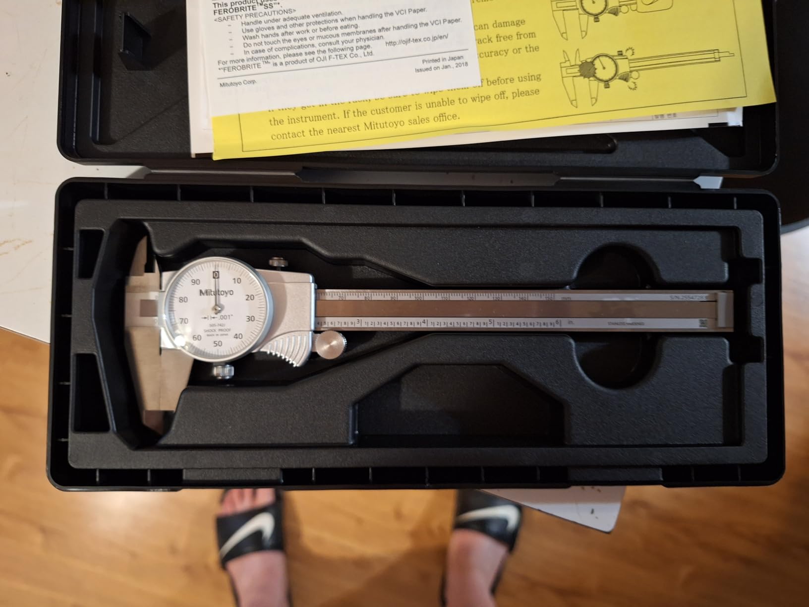 Mitutoyo 505-742J Dial Caliper, 0-6