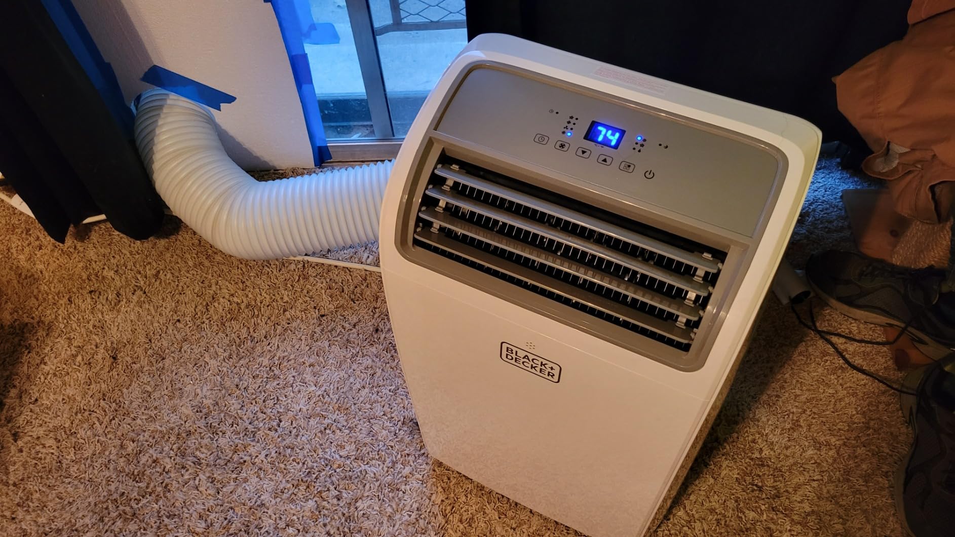 BLACK+DECKER Smart Portable Air Conditioner, 12,000 BTU (8,350 BTU SACC) for Rooms up to 550 Sq. Ft., Smart Portable AC with Follow Me Remote and Window Kit, BPACT12WT, White customer photo 2