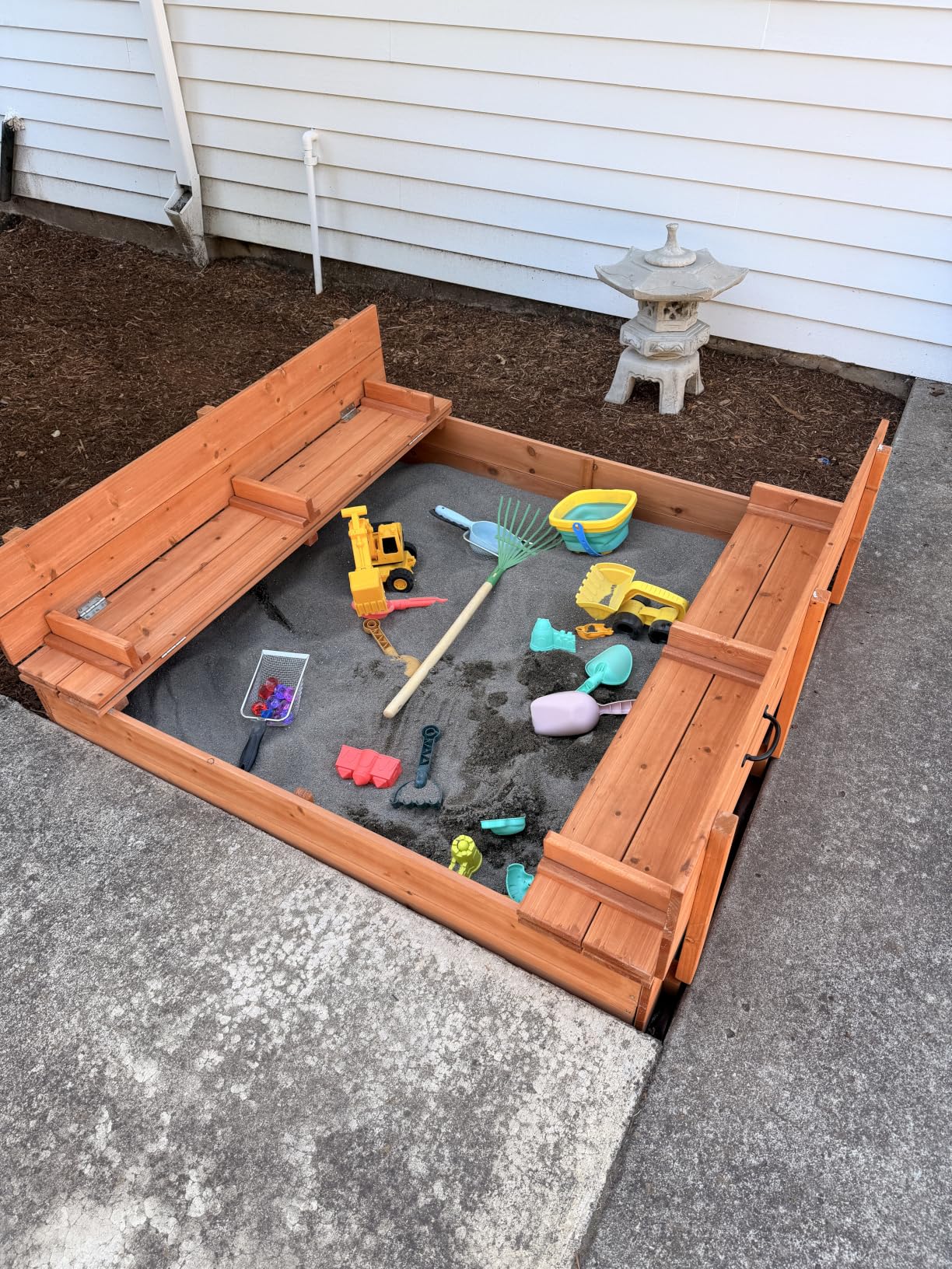 Best Choice Products Large Outdoor Wooden Sand Box for Kids, Sandbox with Cover, Bench Seats Support up to 220 lbs, Bottom Liner for Drainage, Cedar Wood - Brown customer photo 2