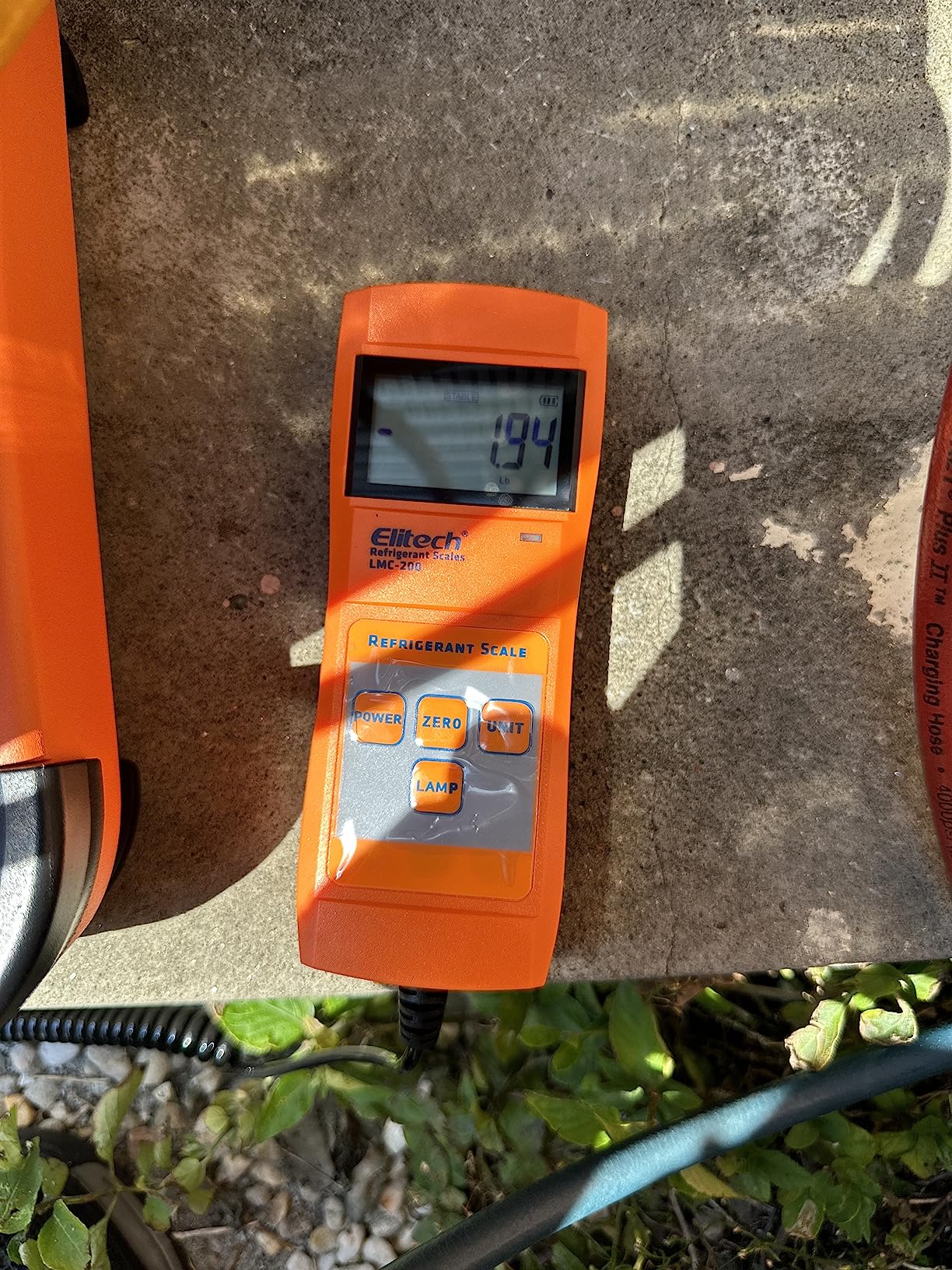 Elitech LMC-200 Refrigerant Scale - 220lb HVAC & Automotive Charging Scale for R134a/R1234yf, Freon Recovery with Anti-Collision Design customer photo 2