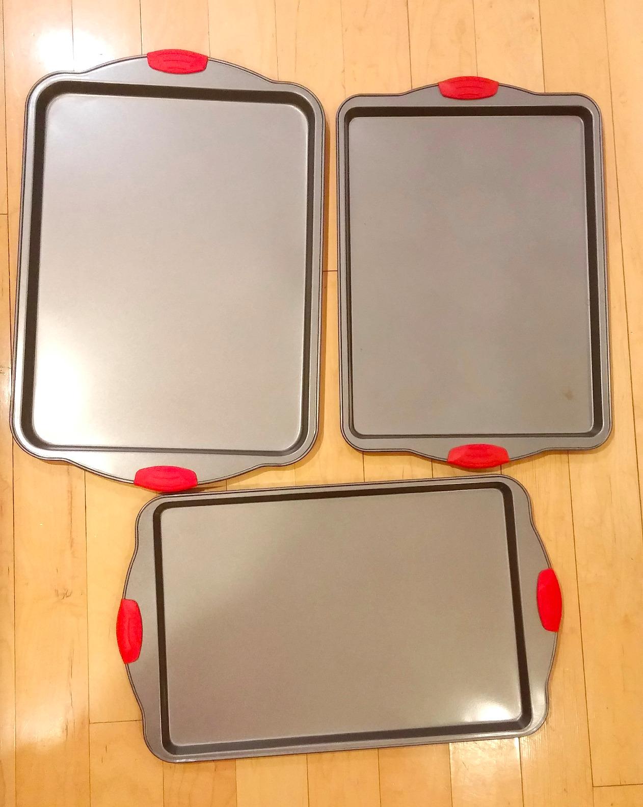 Premium Nonstick Baking Sheet Pans - Set of 3, Heavy-Gauge Carbon Steel, Warp, Dent, and Rust-Resistant - Gourmet Rimmed Half Cookie Sheet Trays, Non-Toxic for Exceptional Baking Performance customer photo 1