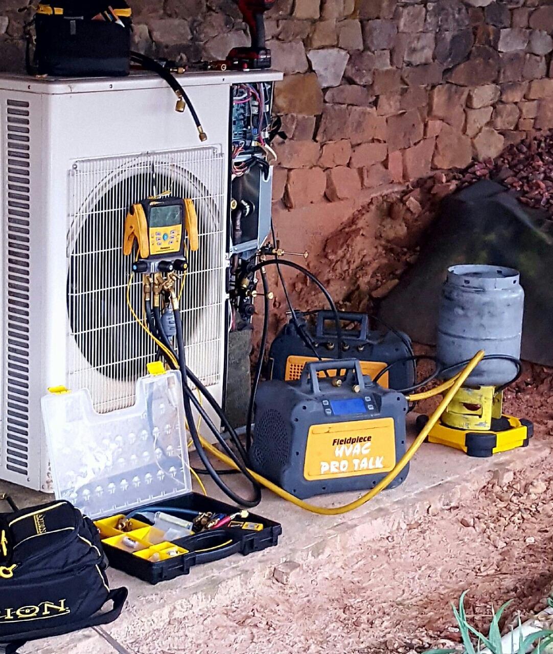 Fieldpiece - MR45 Lightweight Digital Refrigerant Recovery Machine - Wide Operating Voltage with Easy Access Ports - A2L Compatible customer photo 2
