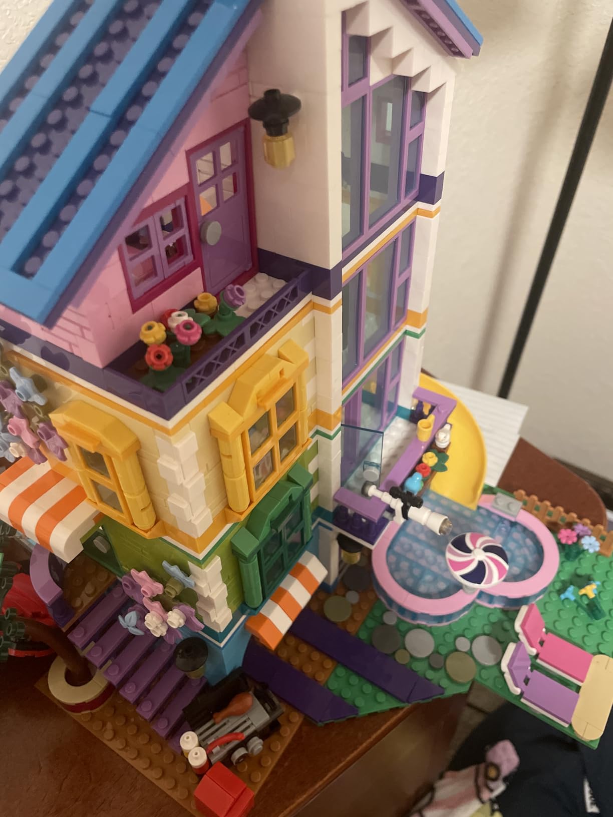 HOGOKIDS Girls House Building Set with LED Light - 1317 PCS Friends Villa Block Toy with Car and Pool, Garden 4 Floor Building Kit for Role Play, Birthday Gift for Girls Boys Kids Ages 8-14+ customer photo 1