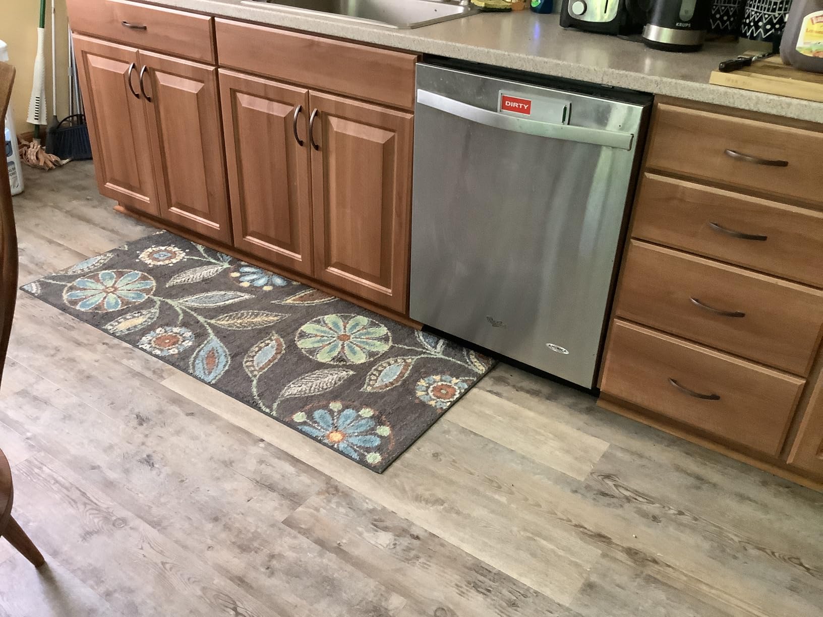 Maples Rugs Reggie Floral Runner Rug - Made in USA - Washable, Non Slip Indoor Carpet for Kitchen, Hallway, and Laundry Room, 2' x 6' customer photo 2