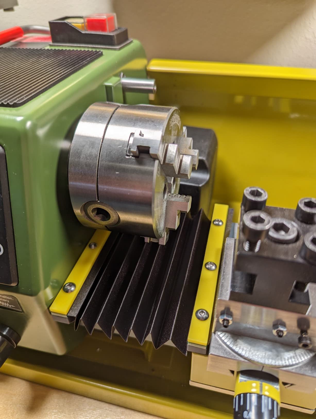 Proxxon 34002 Metal Turning Precision Lathe PD 250/E customer photo 2