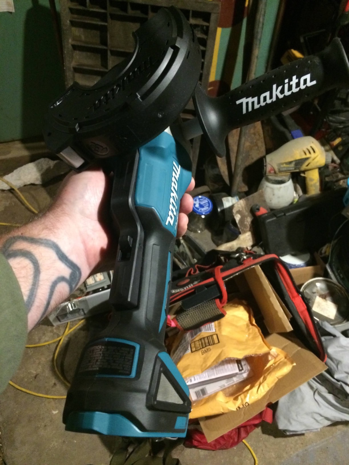 Makita XAG11T 18V LXT Lithium-Ion Brushless Cordless 4-1/2