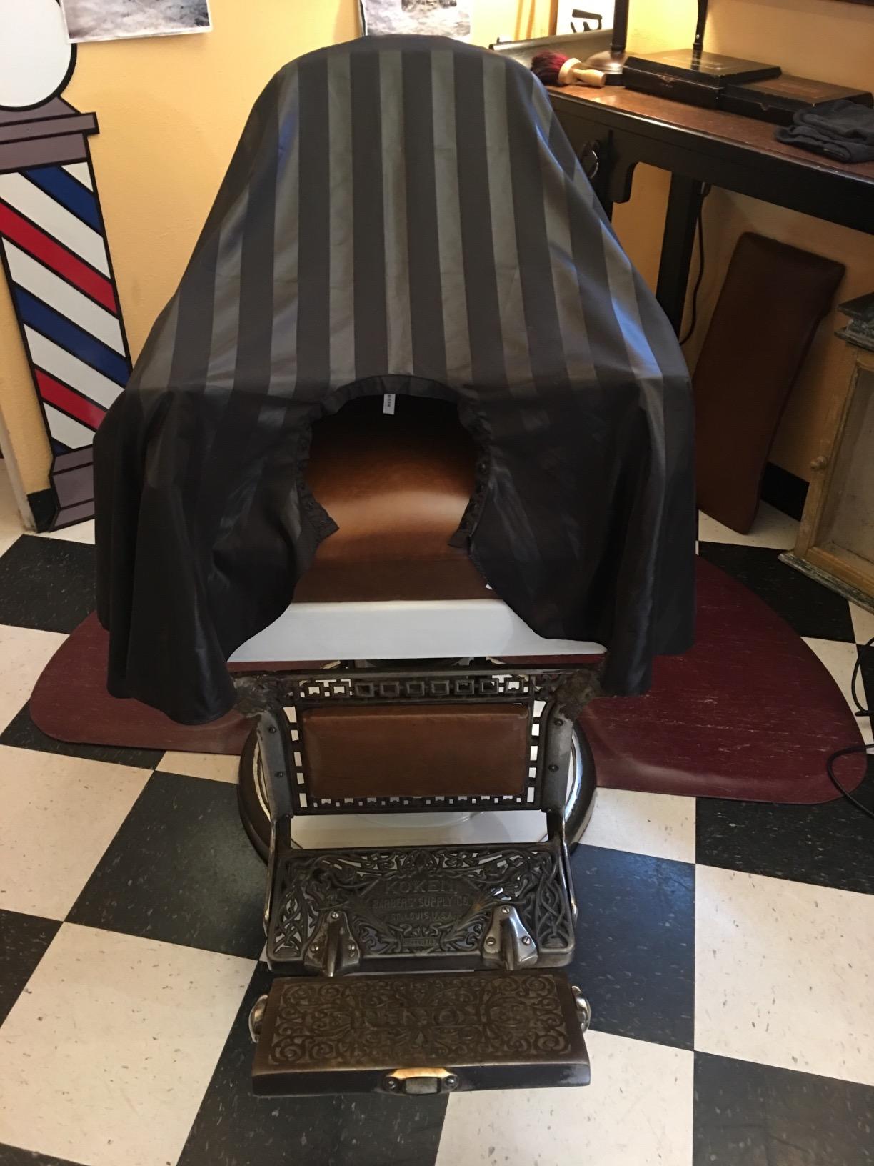 Professional Salon Cape, Polyester, Black, 54'x62', Barber Hair Cut Cape customer photo 1