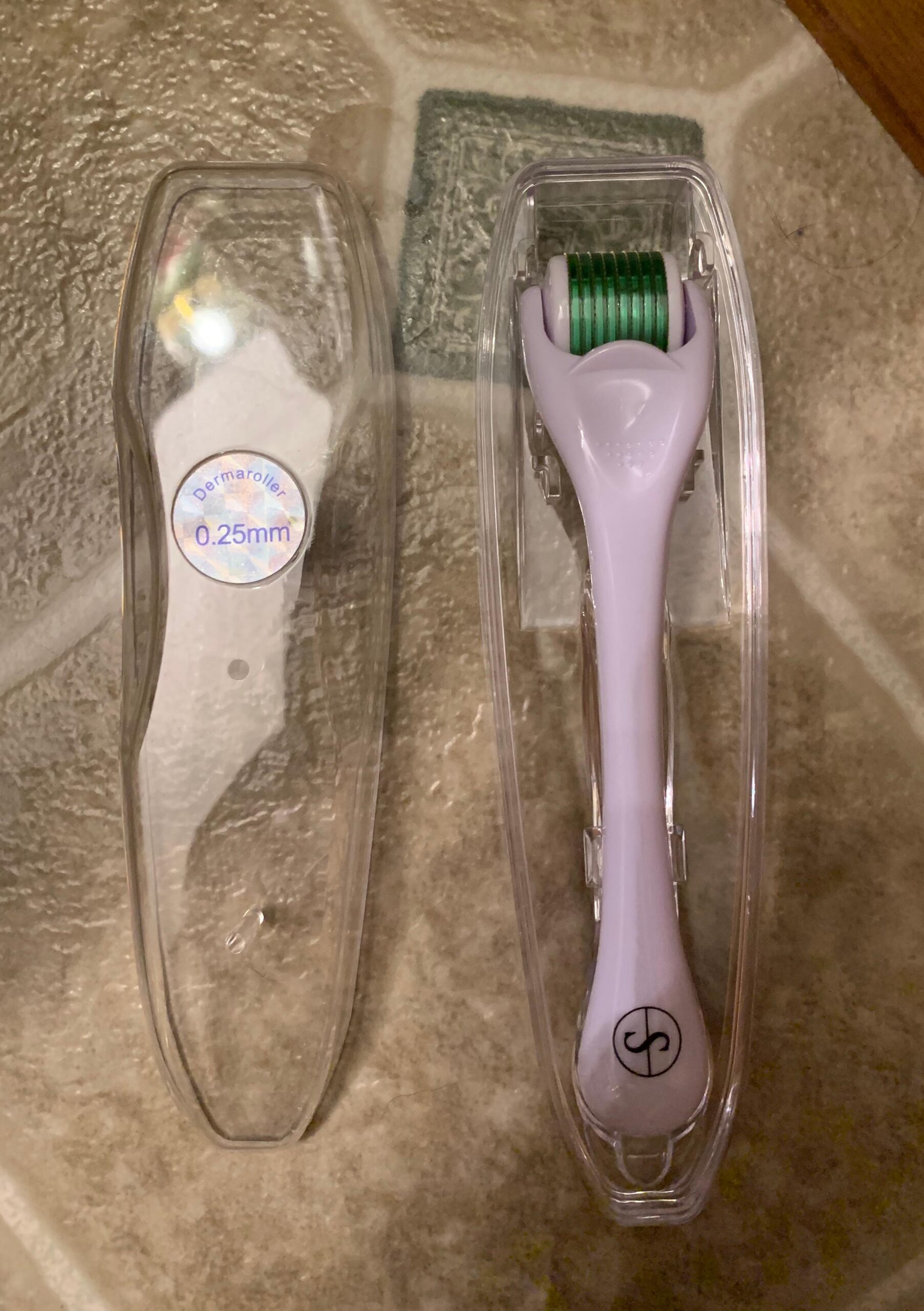 Sdara Skincare Derma Roller Microneedling Roller for Face - Includes Free Storage Case customer photo 1
