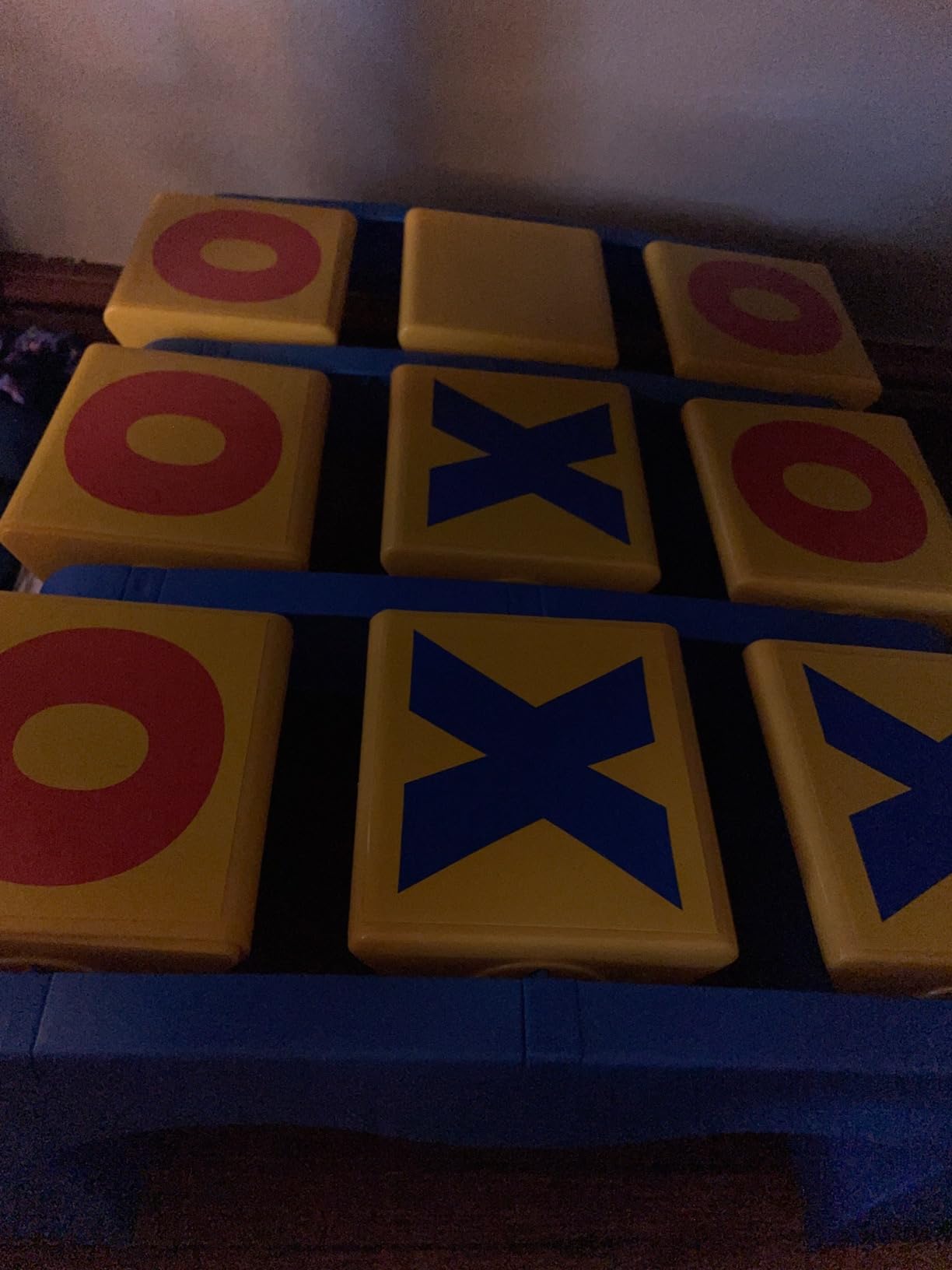 Mattel Games Toss Across Game, Beanbag Tic Tac Toe for 2 to 4 Players Ages 5 Years and Older customer photo 1