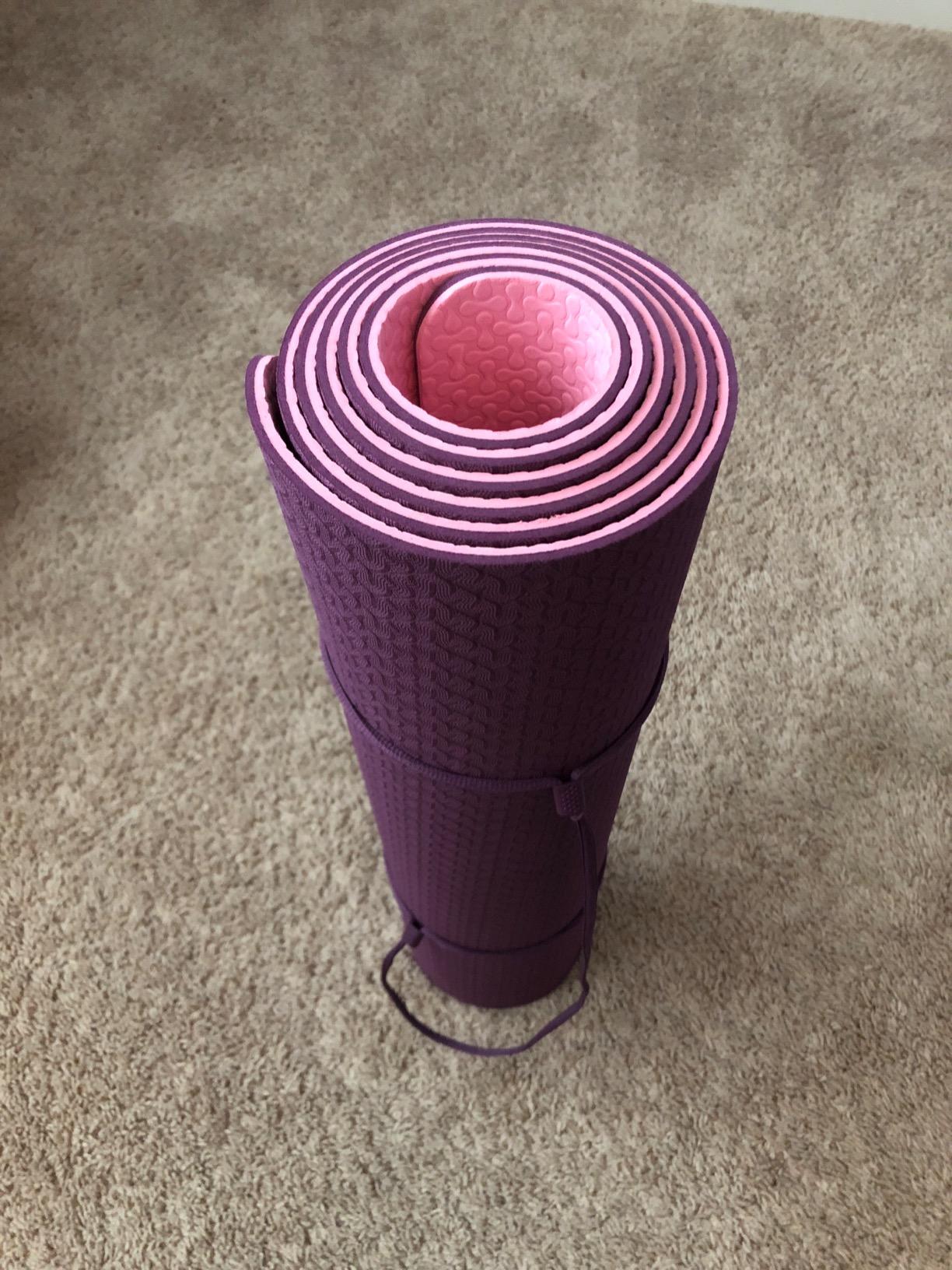 IUGA Yoga Mat Thick Non Slip Anti-tear Pilates Mat Eco Friendly Hot Yoga Mats for Workout & Exercise customer photo 1
