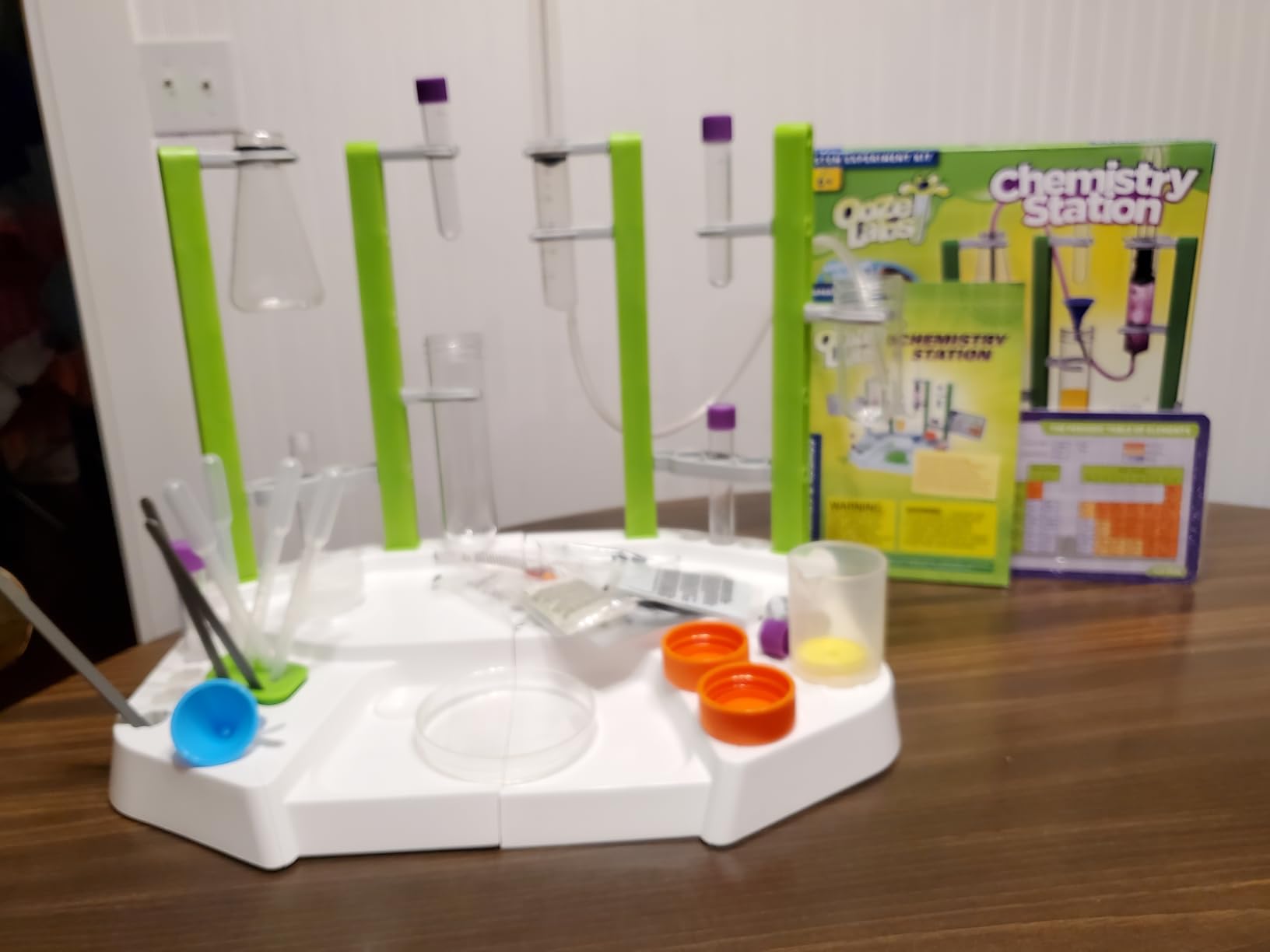 Ooze Labs Chemistry Station Science Experiment Kit, 20 Non-Hazardous Experiments Including Safe Slime, Chromatography, Acids, Bases & More customer photo 1