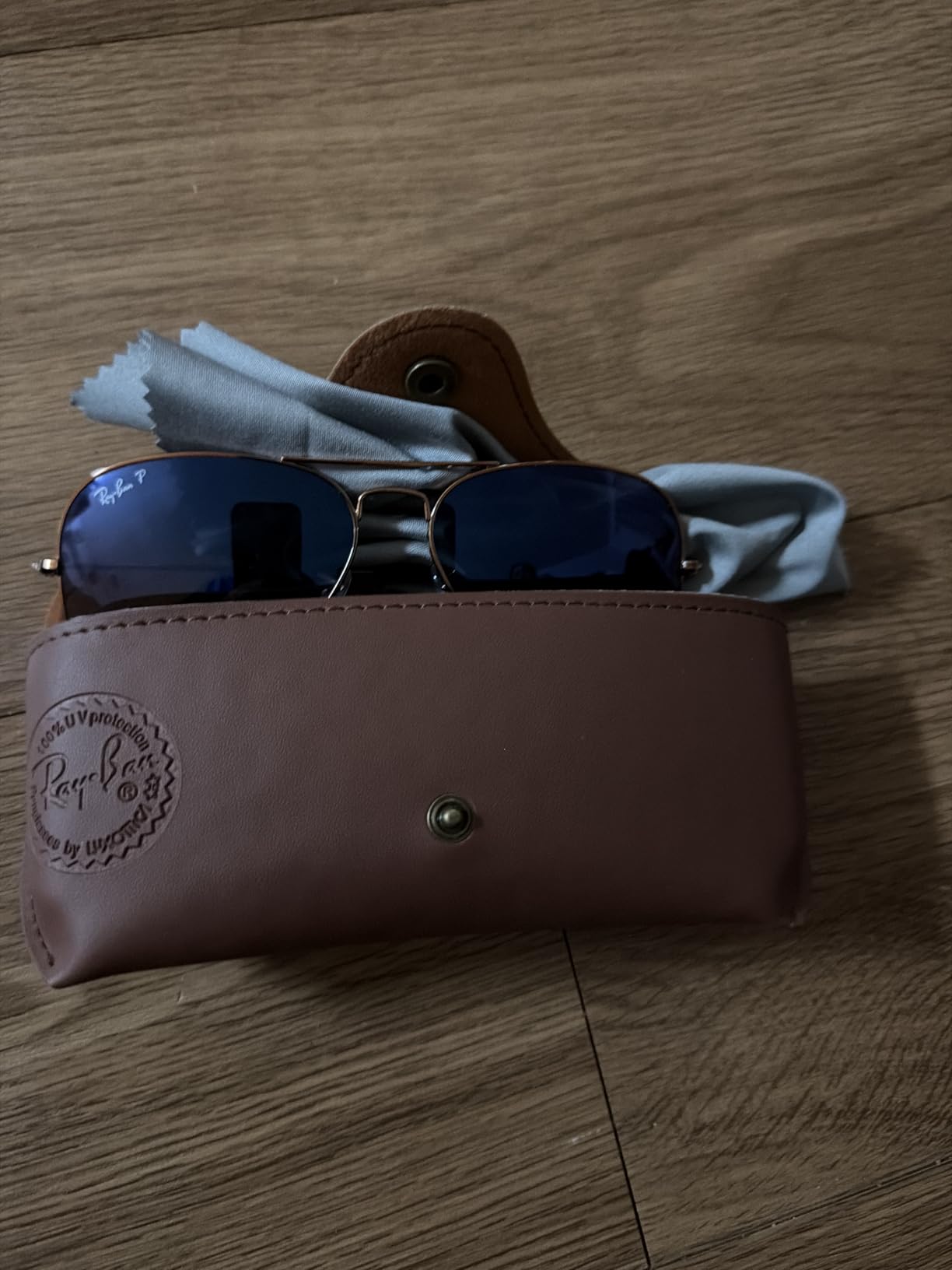 Ray-Ban RB3025 Classic Polarized Aviator Sunglasses customer photo 2