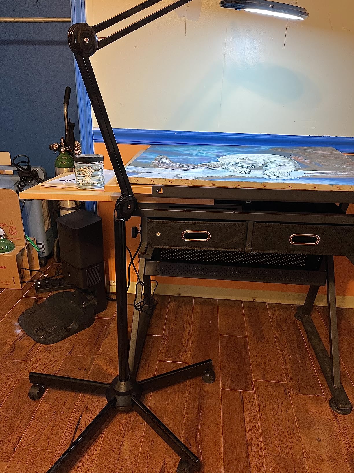 Neatfi LED Magnifying Floor Lamp 1,200 Lumens - 5 inch Bifocal Glass Lens, Dual Magnification 2.25X + 6X, Dimmable Task Light, Adjustable Arm, Rolling Base, Reading, Crafting and Sewing (White, 5 Inches) customer photo 1