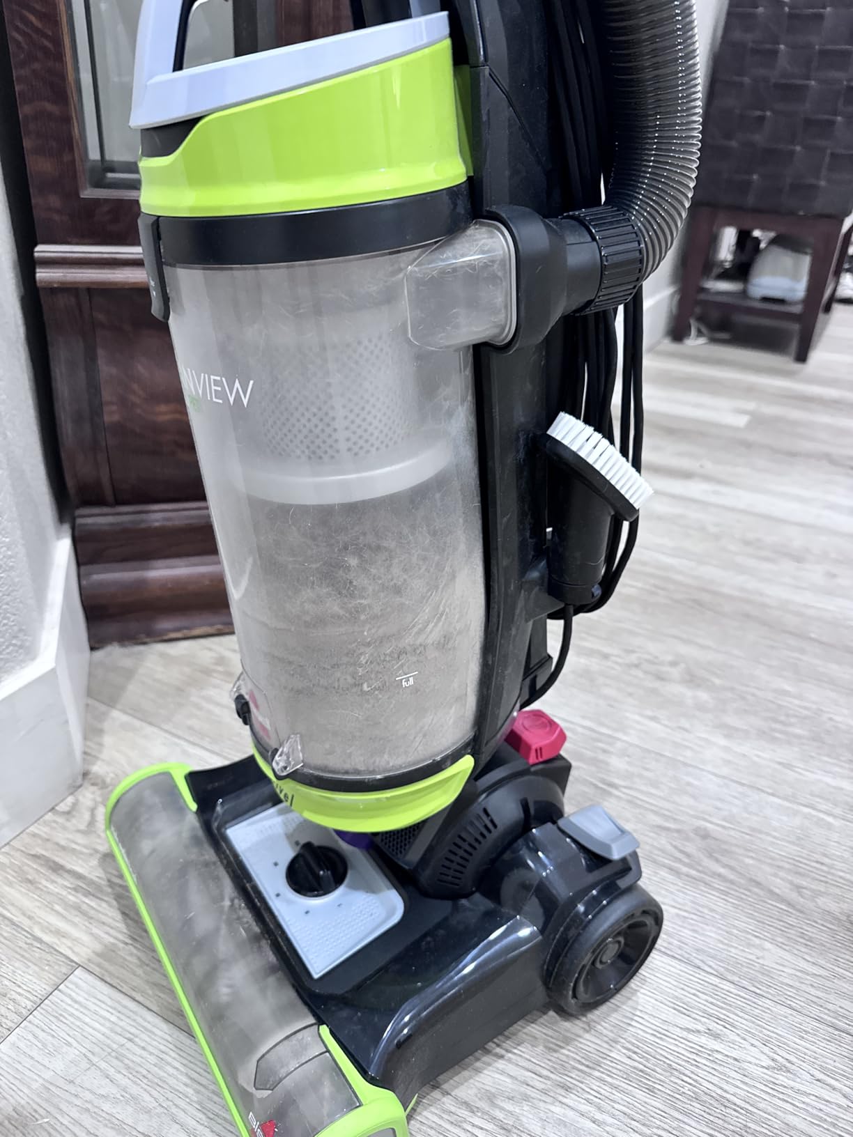 Bissell CleanView Swivel Pet Upright Vacuum with Swivel Steering, Triple Action Brush Roll, 2252 customer photo 1