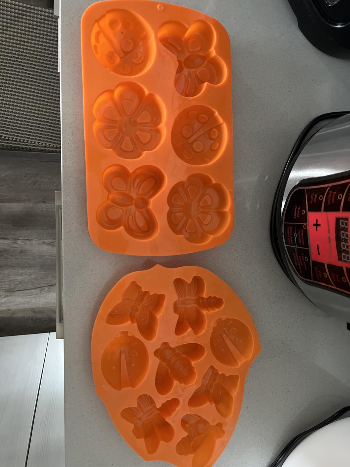 Beasea Animal Soap Molds, 2 Pack Large 3D Silicone Mat Chocolate Cake Candy Cookie Baking Making Clay Ice DIY Hard Resin Gummy Cube Tray Set Decoration Handmade Craft Bear Shape customer photo 2