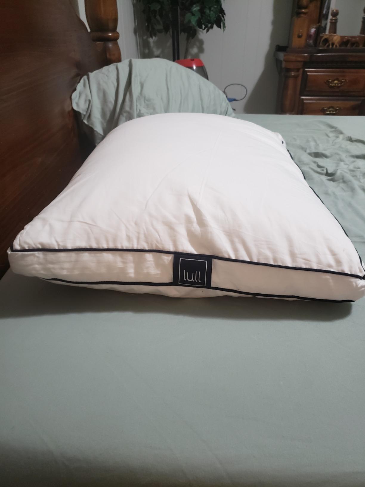 Lull Original 3-Layer Premium Hypoallergenic Pillow - Down Alternative for Neck & Spine Support - Bed Pillows for Sleeping - Cooling, Breathable, Machine Washable with 100-Night Trial - Standard Size customer photo 1