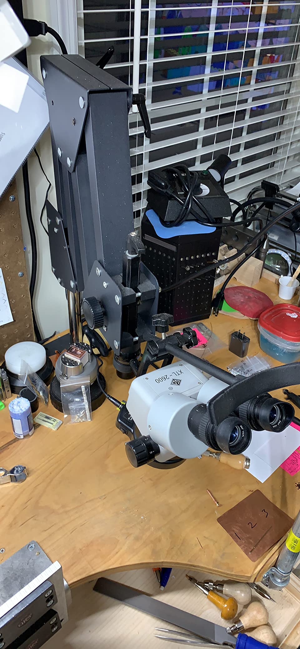 VEVOR Micro Inlaid Mirror Multi-Directional Microscope with Spring Bracket 7X-4.5X Multi-Directional Micro-Setting Microscope Jewelry Tools customer photo 1