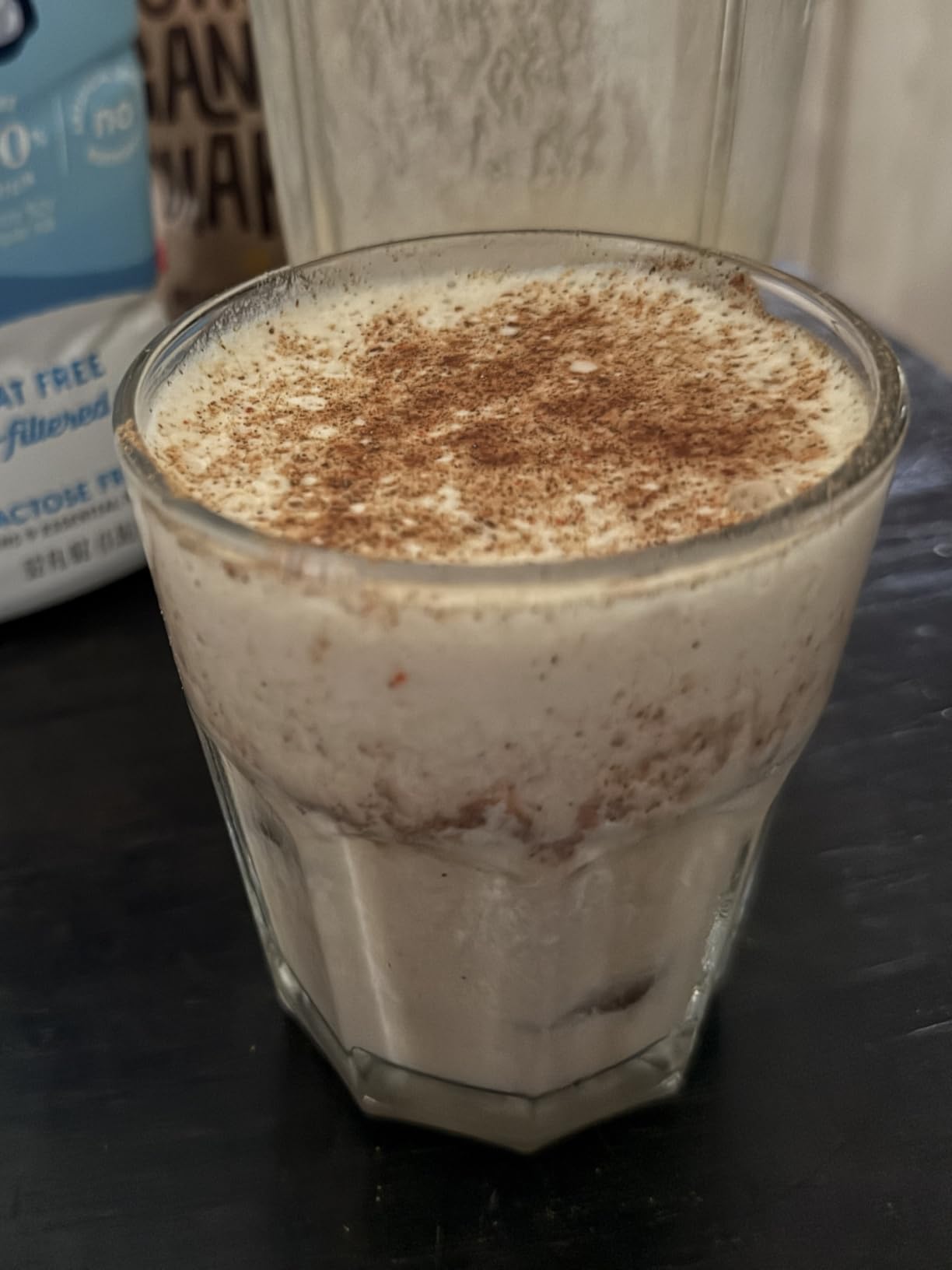 EarthChimp Organic Vegan Protein Powder with Probiotics, Vanilla, 26 Servings, 32 Oz customer photo 1