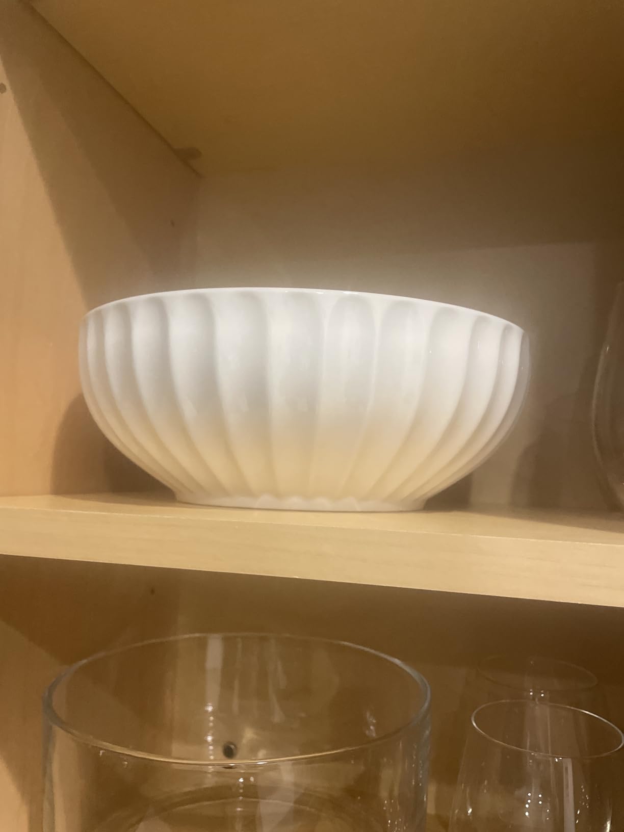 DOWAN 9.8'' Serving Bowls, 86 oz Large Salad Bowl, Ceramic Serving Dishes, Set of 2, Pumpkin Shape for Christmas, Entertaining, Party, Kitchen, Dinner, Banquet, Housewarming Gift, White customer photo 1