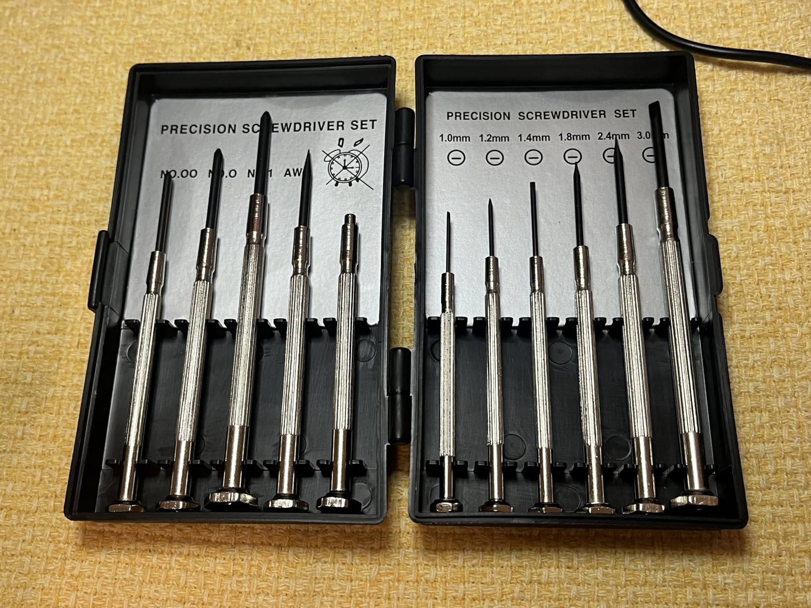 11PCS Mini Precision Screwdriver Set, Small Screwdriver Set for Electronics, Toys, Computer, Watch Repair customer photo 1
