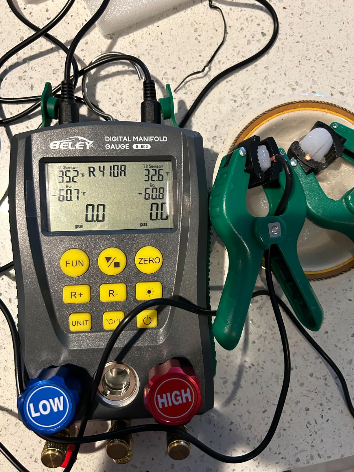 BELEY Digital Manifold HVAC Gauge Set,93 Refrigerants Dual Pressure&Temp Test with Temperature Clips and Hoses Vacuum AC Gauges for R1234YF R134A R404A R410A R32 R744 (CO2) customer photo 1