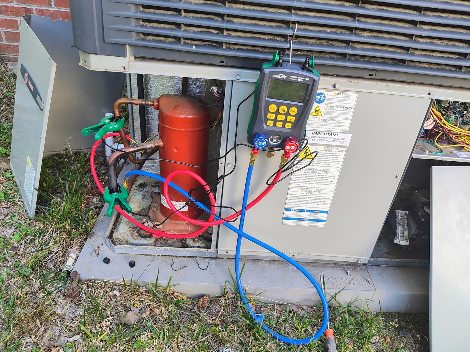 BELEY Digital Manifold HVAC Gauge Set, 93 Refrigerants Dual Pressure & Temp Test with Temperature Clips and Hoses Vacuum AC Gauges for R1234YF R134A R404A R410A R32 R744 (CO2) customer photo 2