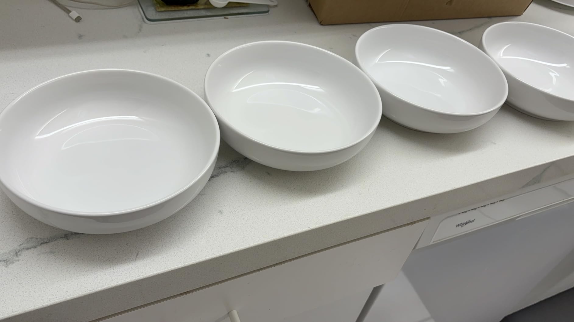 LE TAUCI Pasta Bowls 45 oz, Salad Bowls Set for Serving Soup, Pasta, Noodle, Dinner, Large Kitchen Bowl Plates, Microwave Safe - 8.5 Inch, Set of 4, White customer photo 1