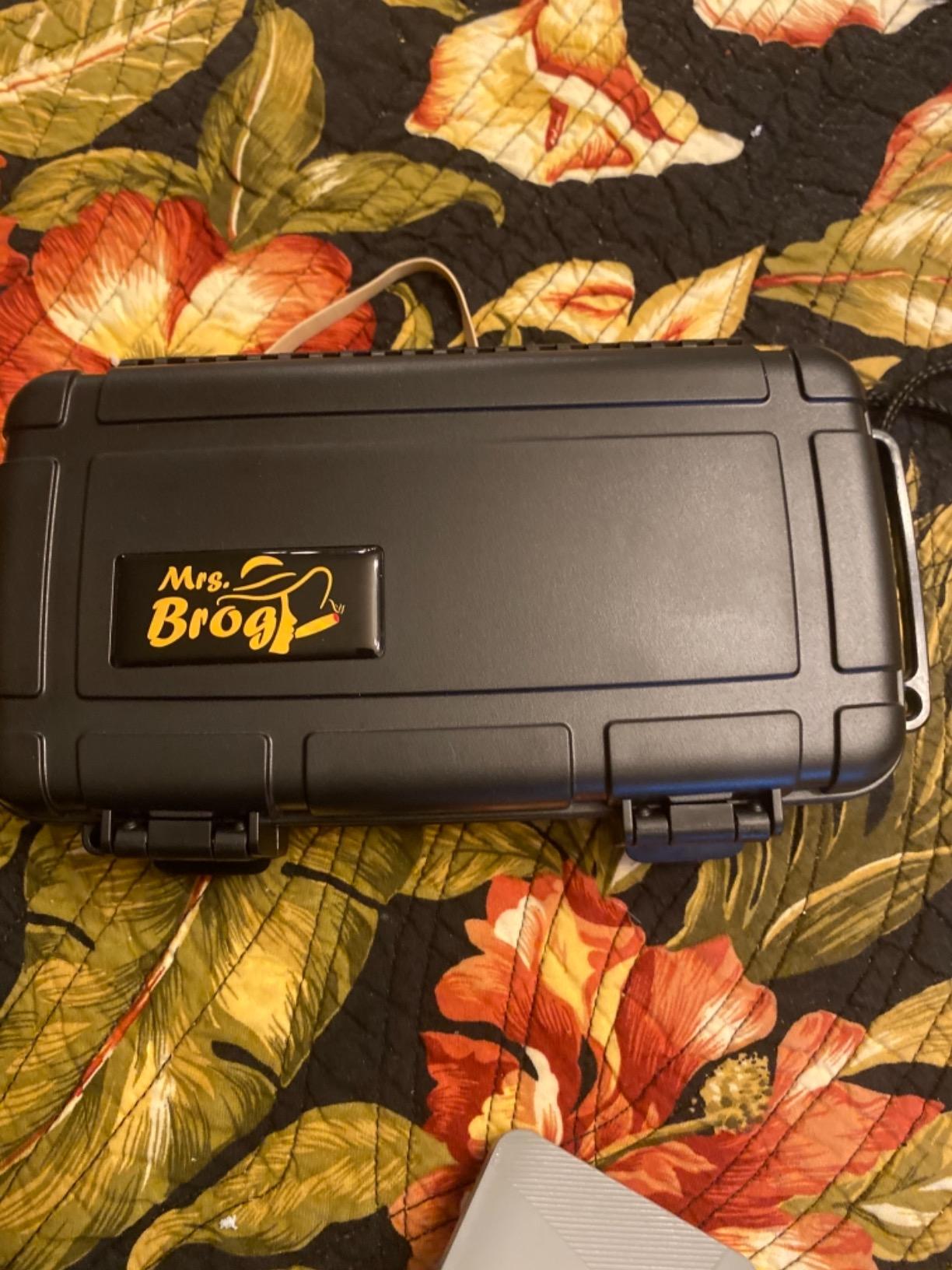 Mrs. Brog Cigar Humidor, Airtight & Durable Waterproof Travel Humidor Case Holds Up to 20 Cigars - Includes Cigar Cutter & Collapsible Cigar Stand with Humidor Cigar Box customer photo 1