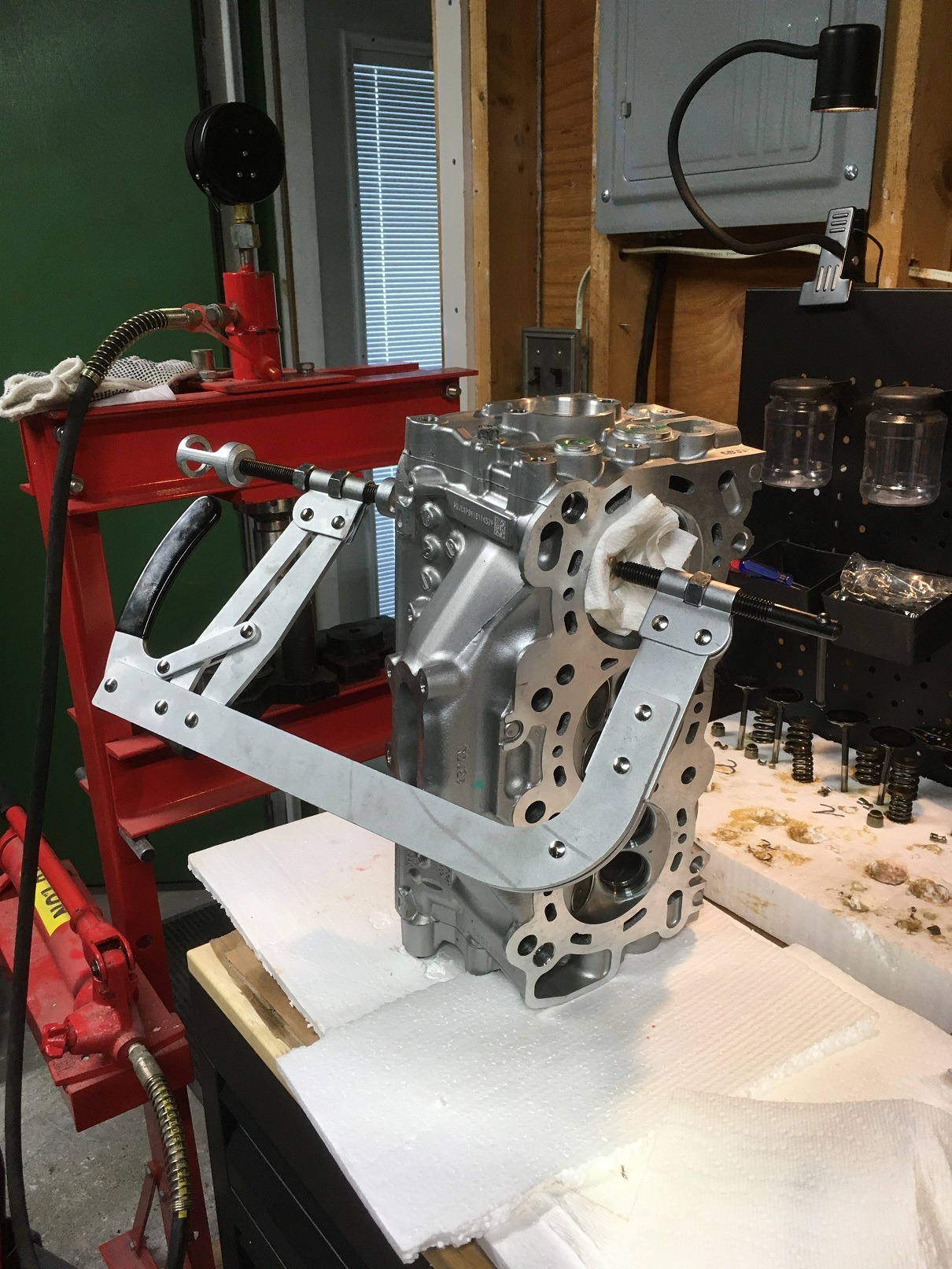 ARES 15017 - Valve Spring Compressor - Compresses Valve Springs on Overhead Valve Engines - Direct Action Compressor Lever Gives Better Visibility During Compression customer photo 1