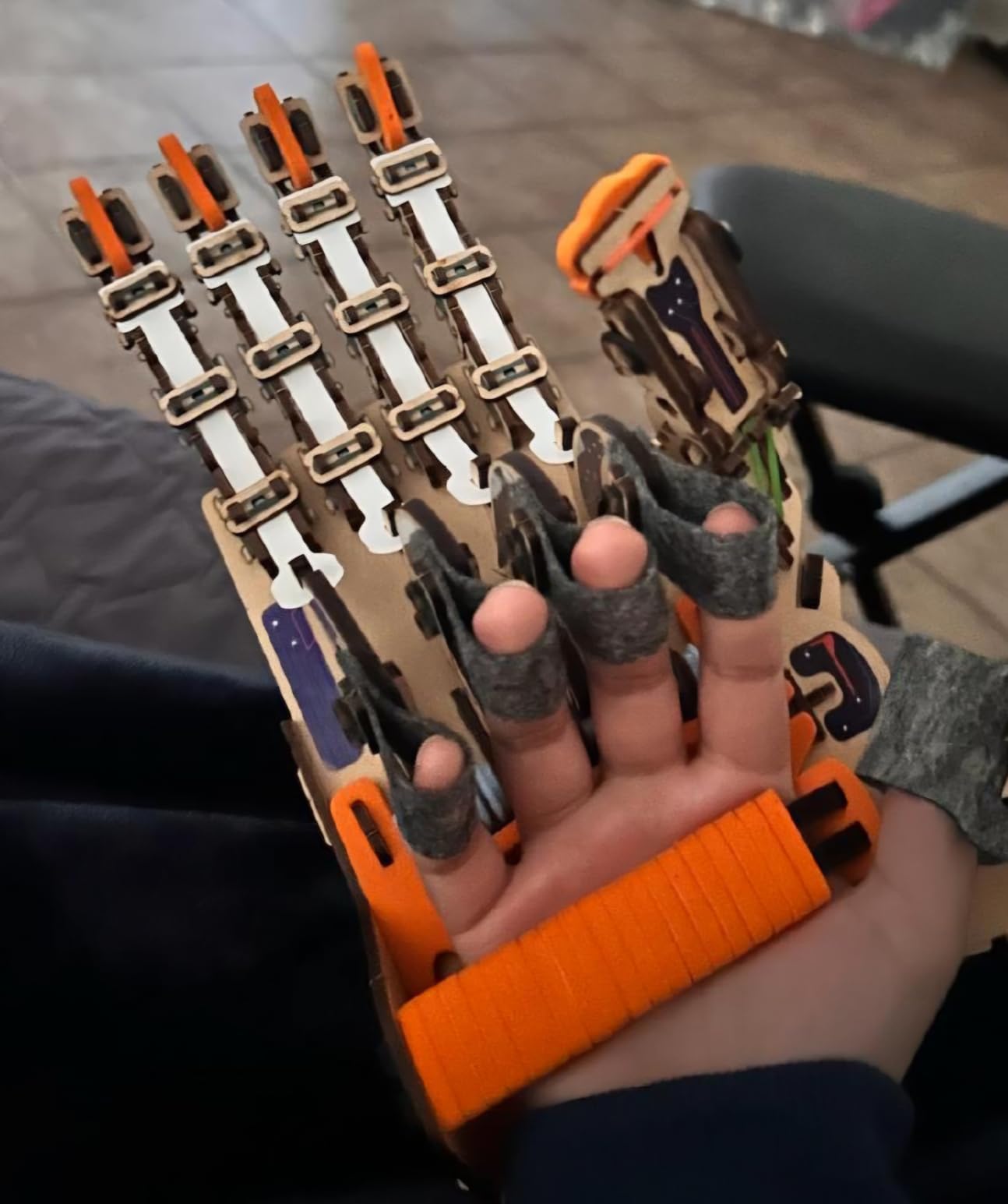 Smartivity DIY Robotic Mechanical Hand STEM Toy for Kids 8-14 Years Old | Parents Choice Award Winner I Birthday Gift for Kids | Engineering Kit for 8, 9, 10, 11, 12, 13, 14 Years Old Boys & Girls customer photo 1