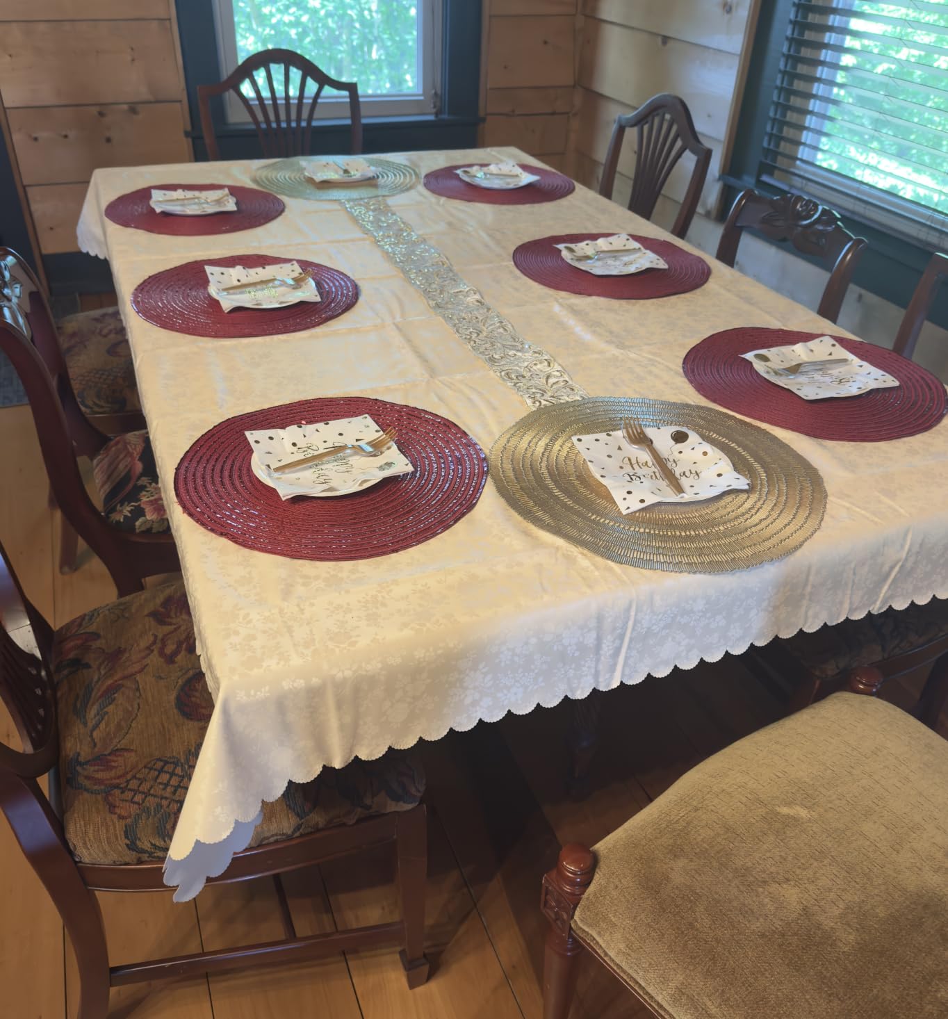 Smiry Rectangle Table Cloth, Waterproof Heavy Duty Vinyl Tablecloths, Wipeable Washable Table Cover for Kitchen and Dining Room (Beige, 60