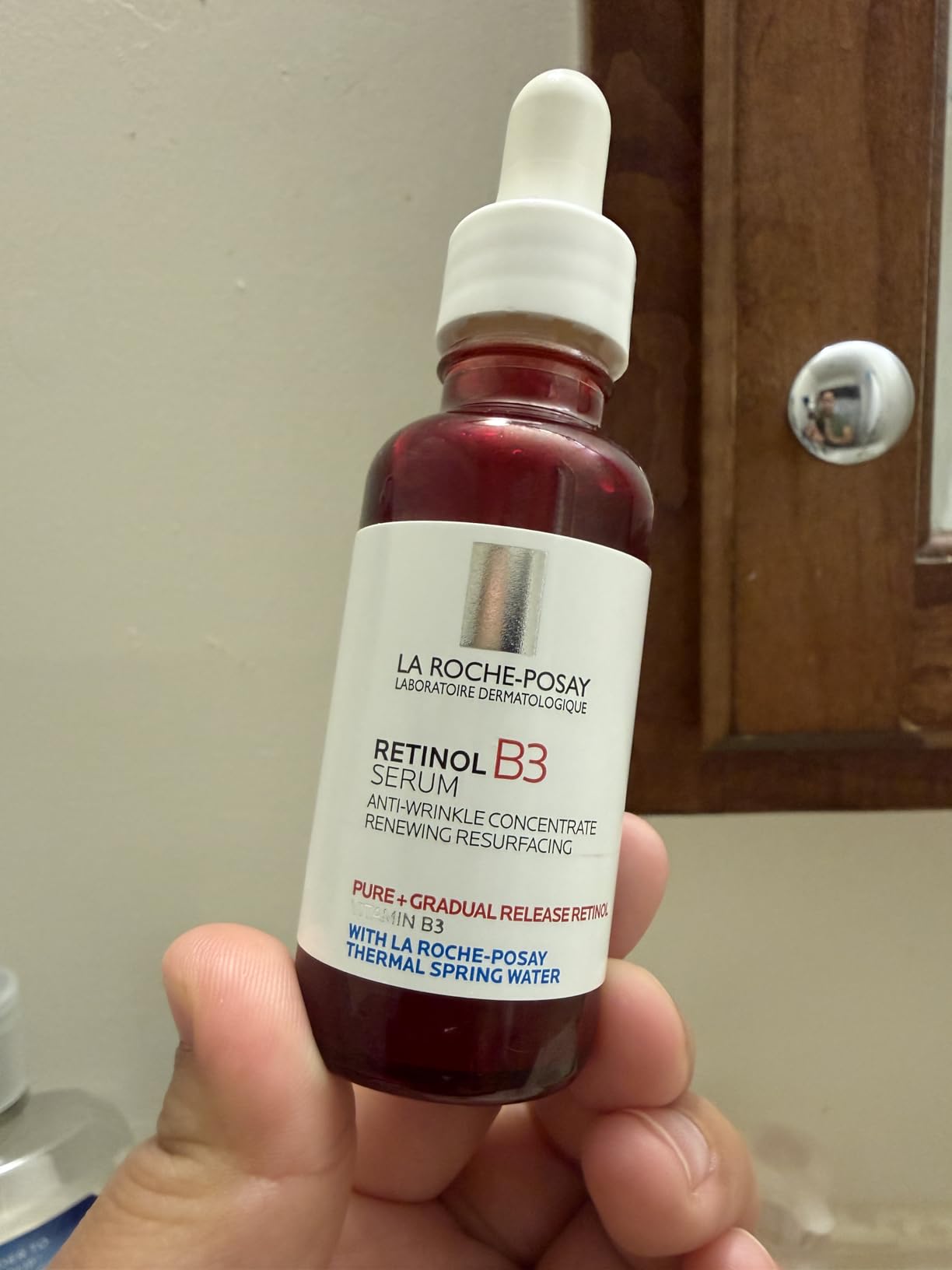 La Roche-Posay Pure Retinol Face Serum with Niacinamide (Vitamin B3) & Hyaluronic Acid | Gentle Anti-Aging Retinol Serum for Fine Lines & Wrinkles | Dermatologist Tested for Sensitive Skin customer photo 1